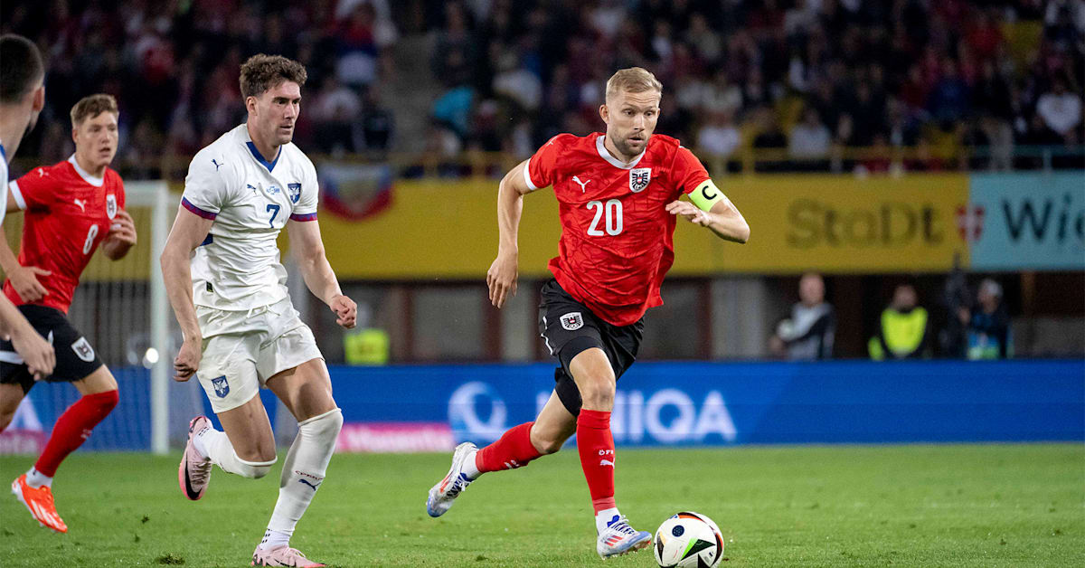 Konrad Laimer gewinnt mit Österreich gegen Serbien FC Bayern