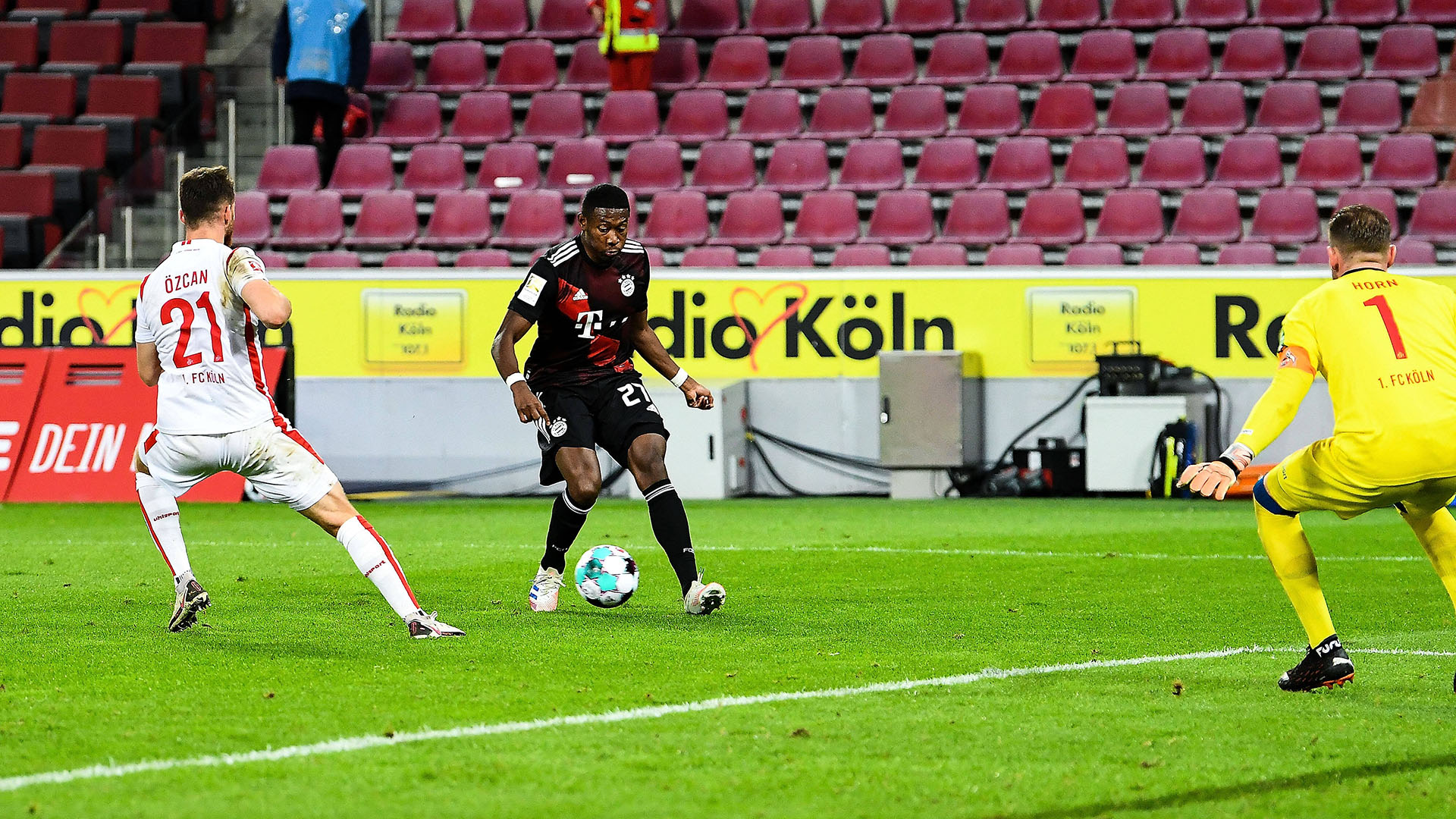 Galerie: Köln vs. FC Bayern - Bundesliga 20/21