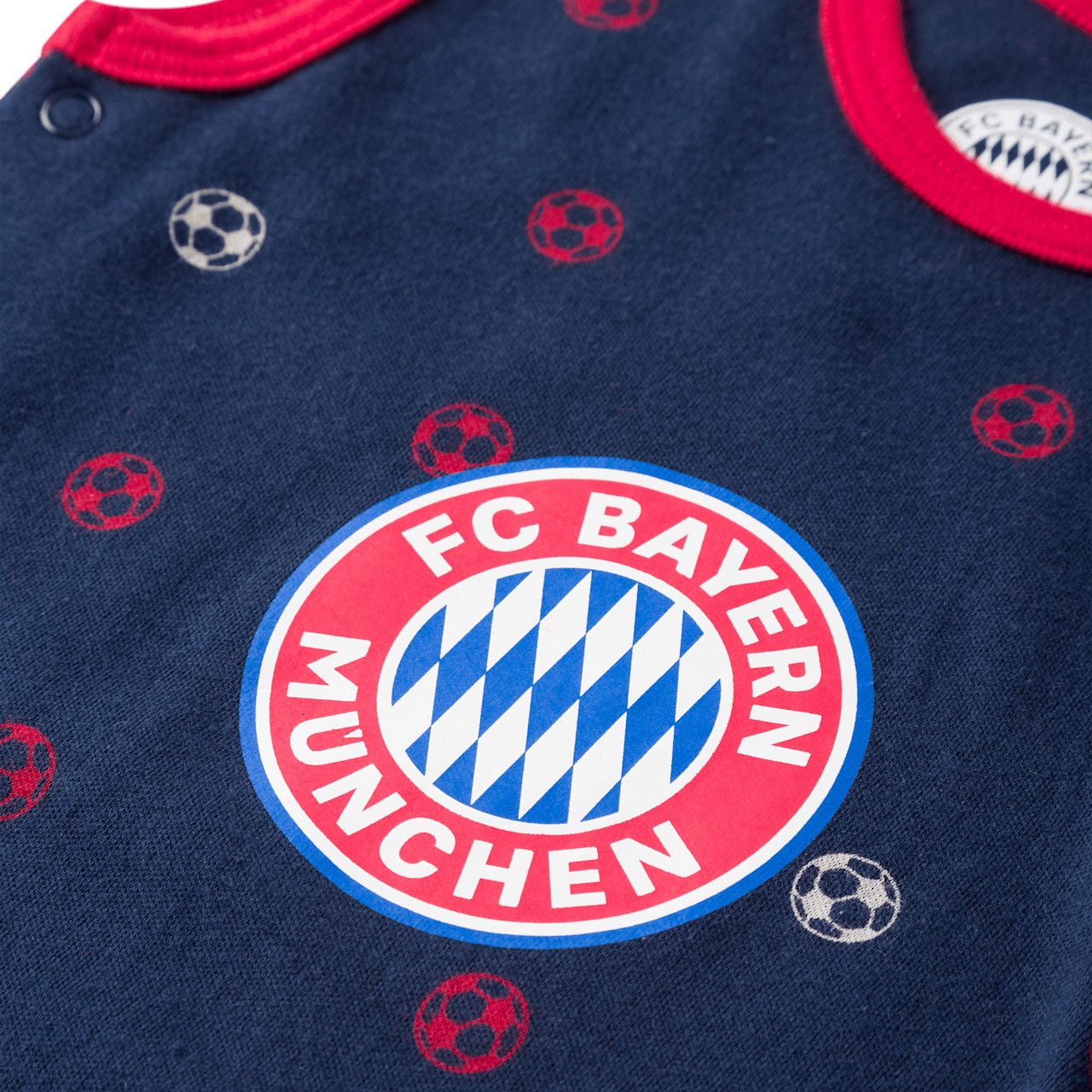 Strampler Fußball detail 3