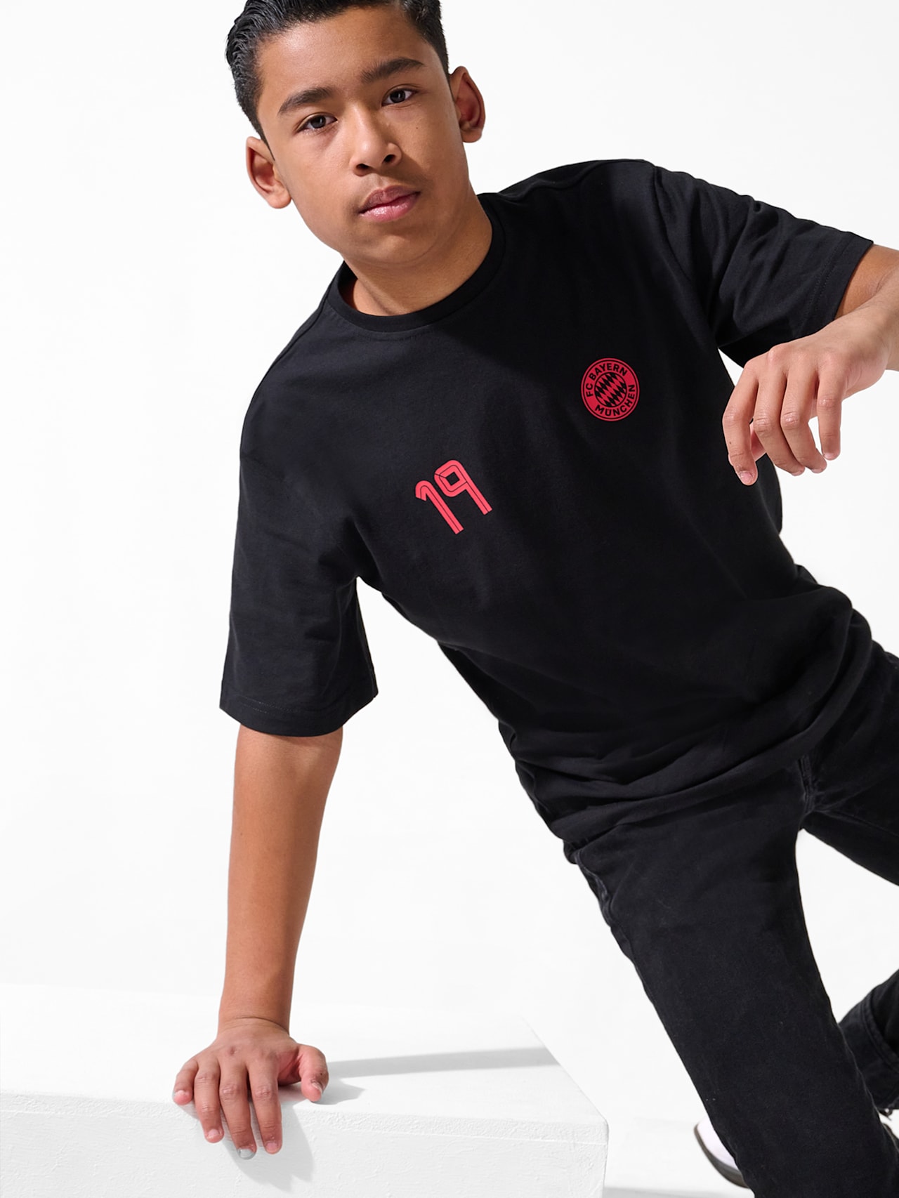 Davies T-shirt detail 3