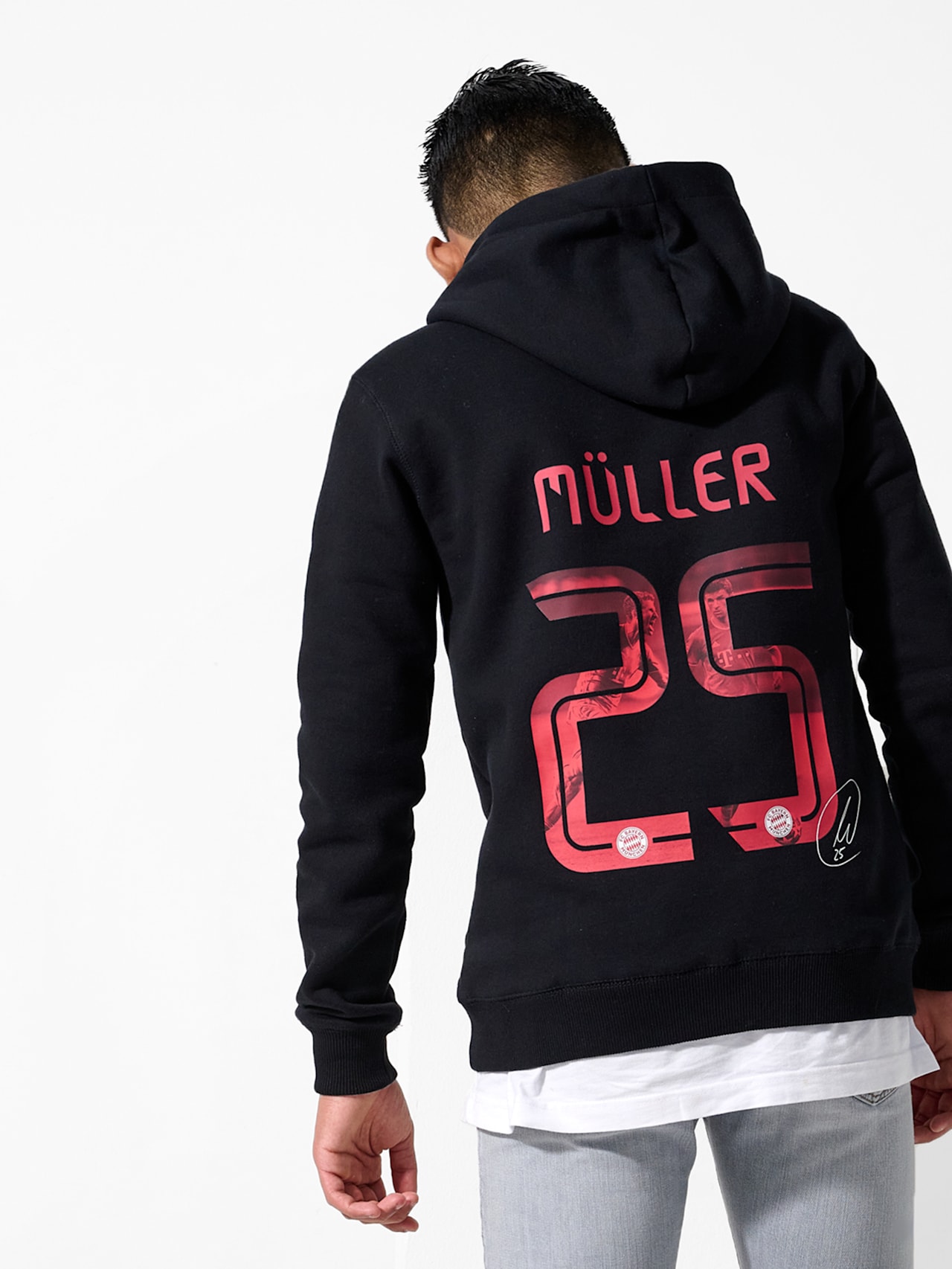 Müller hoodie detail 4