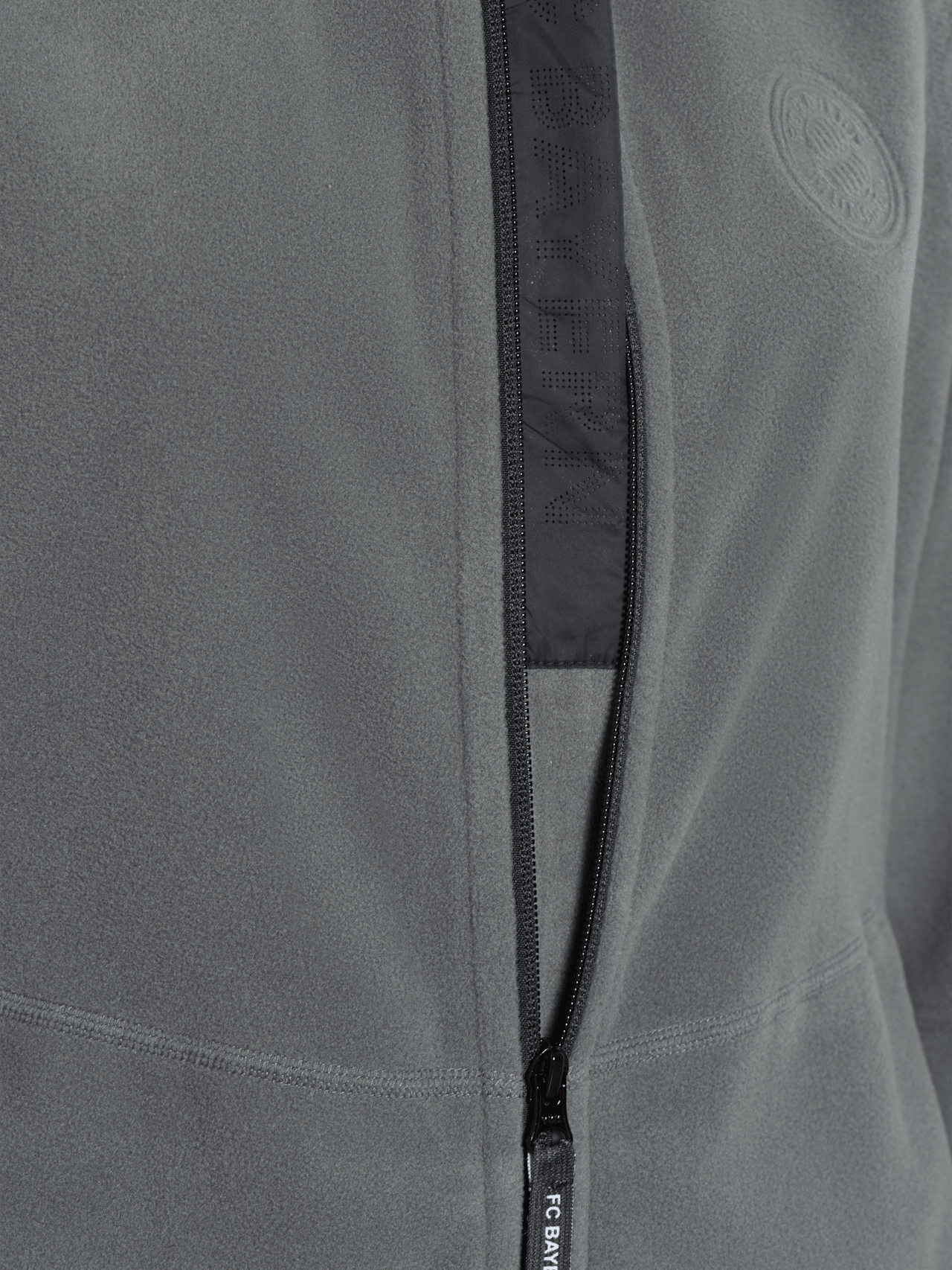 Veste fonctionnelle en polaire detail 5