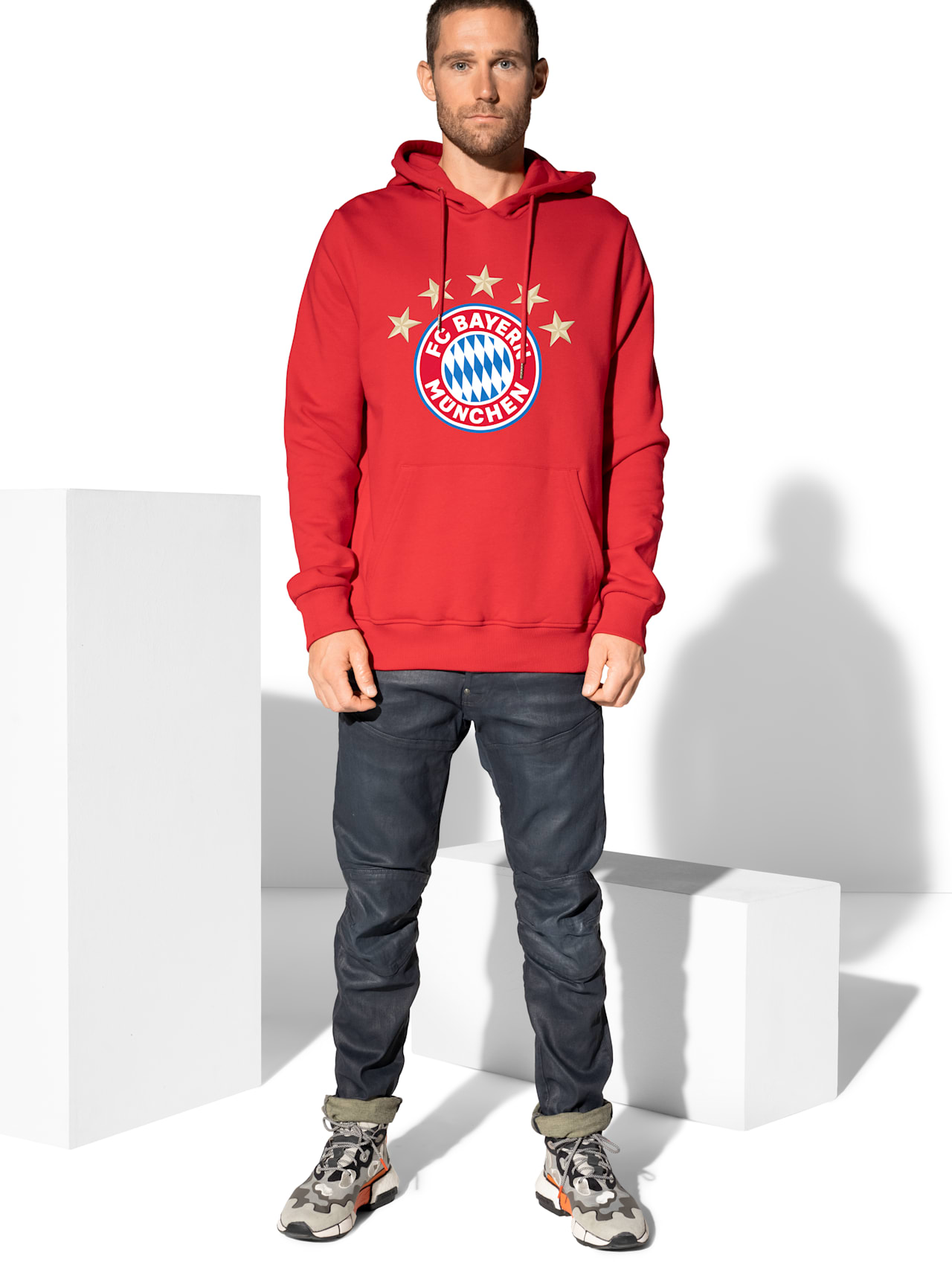 Hoodie with logo detail 10