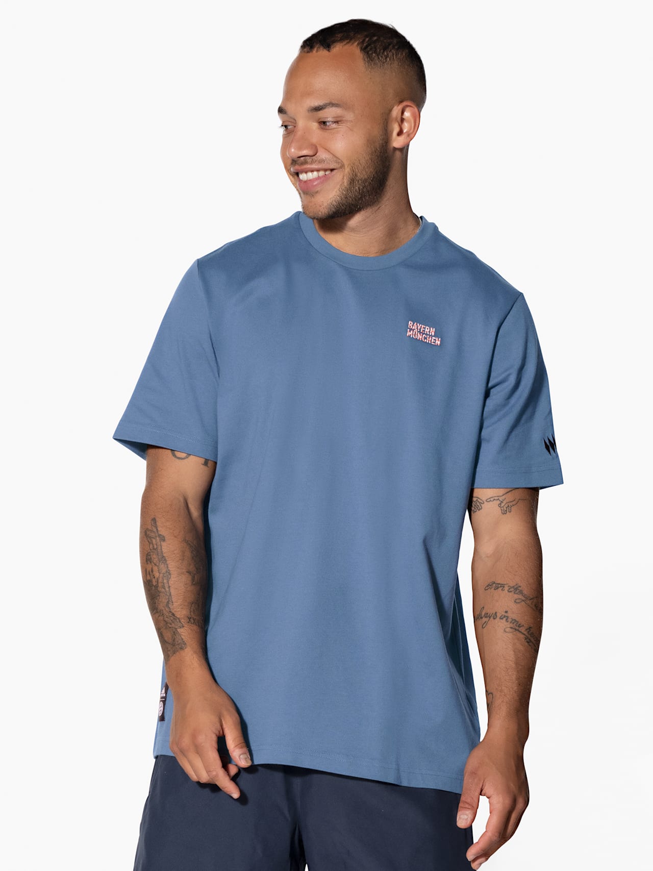 BM lifestyle T-shirt detail 4