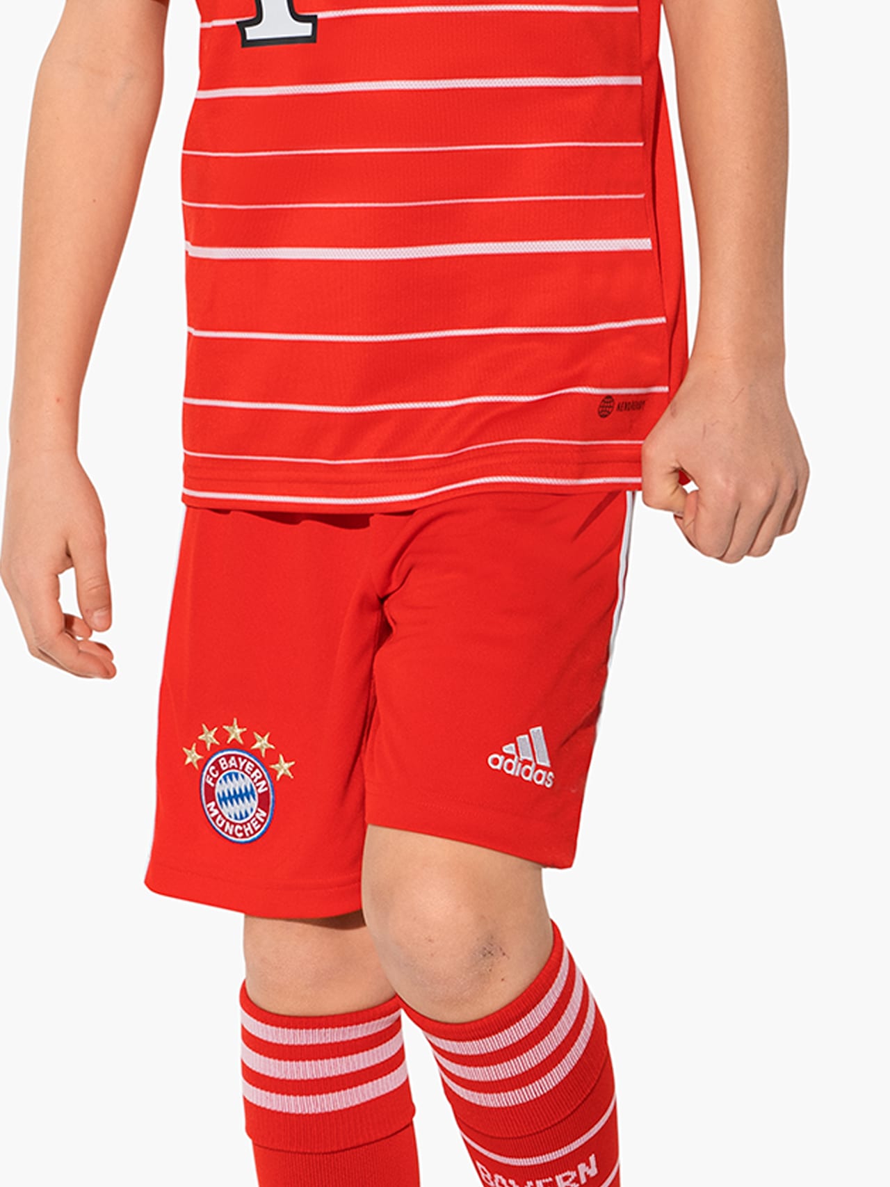 Home shorts 22-23 detail 5