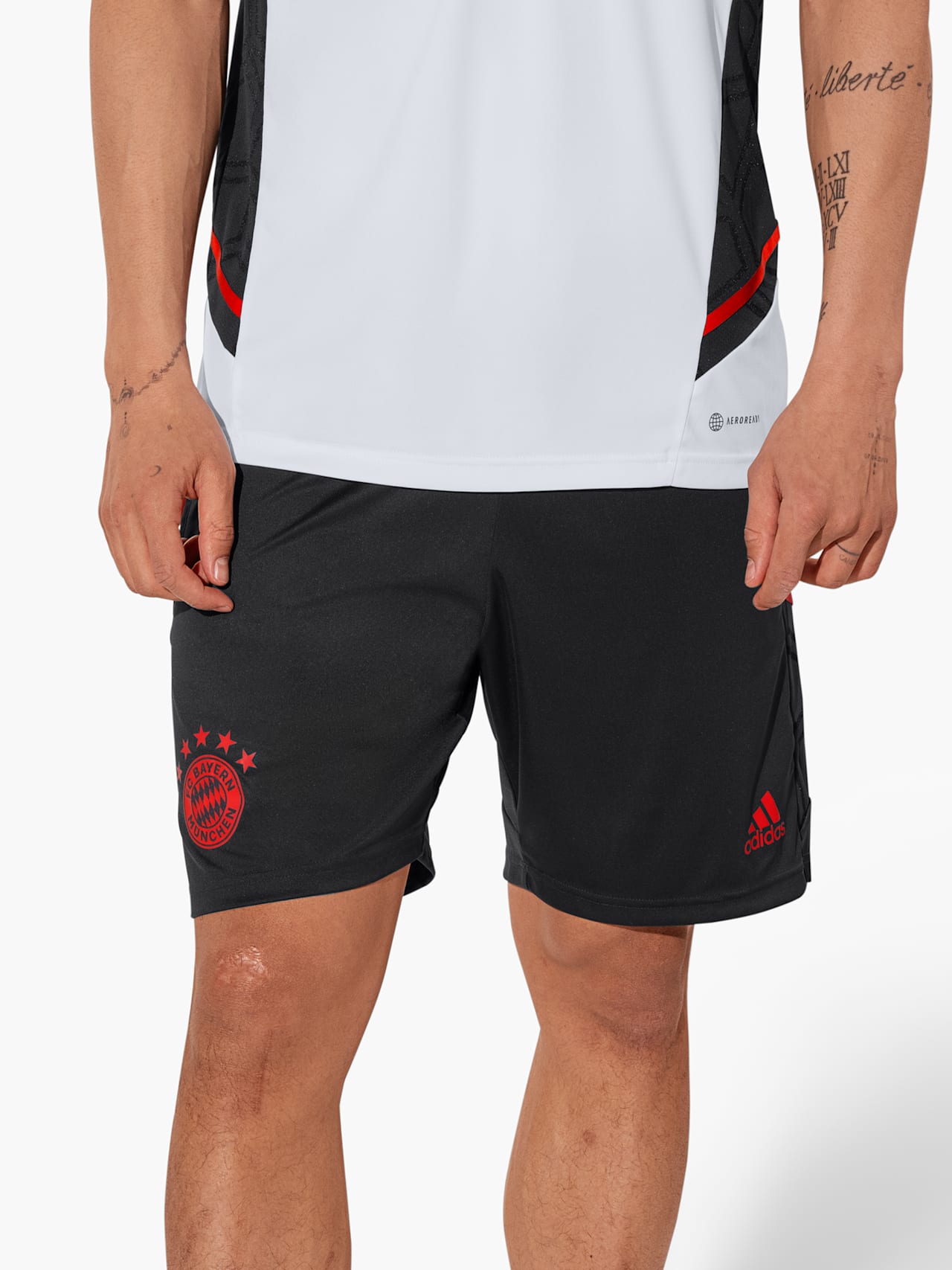 Teamline training shorts detail 5