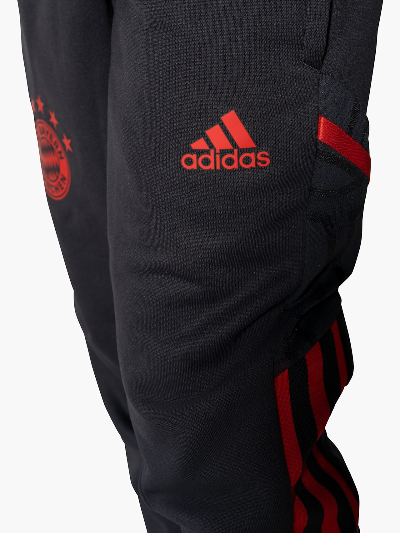 Teamline training trousers detail 7