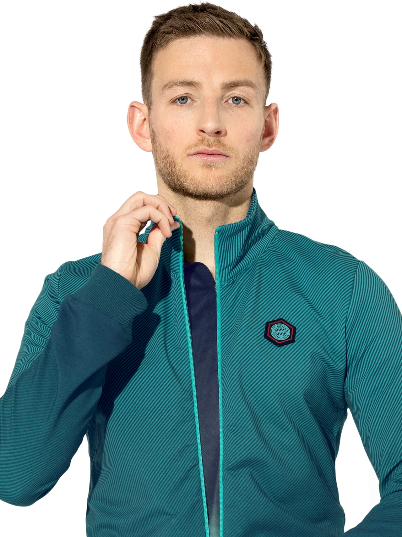 Training jacket detail 7