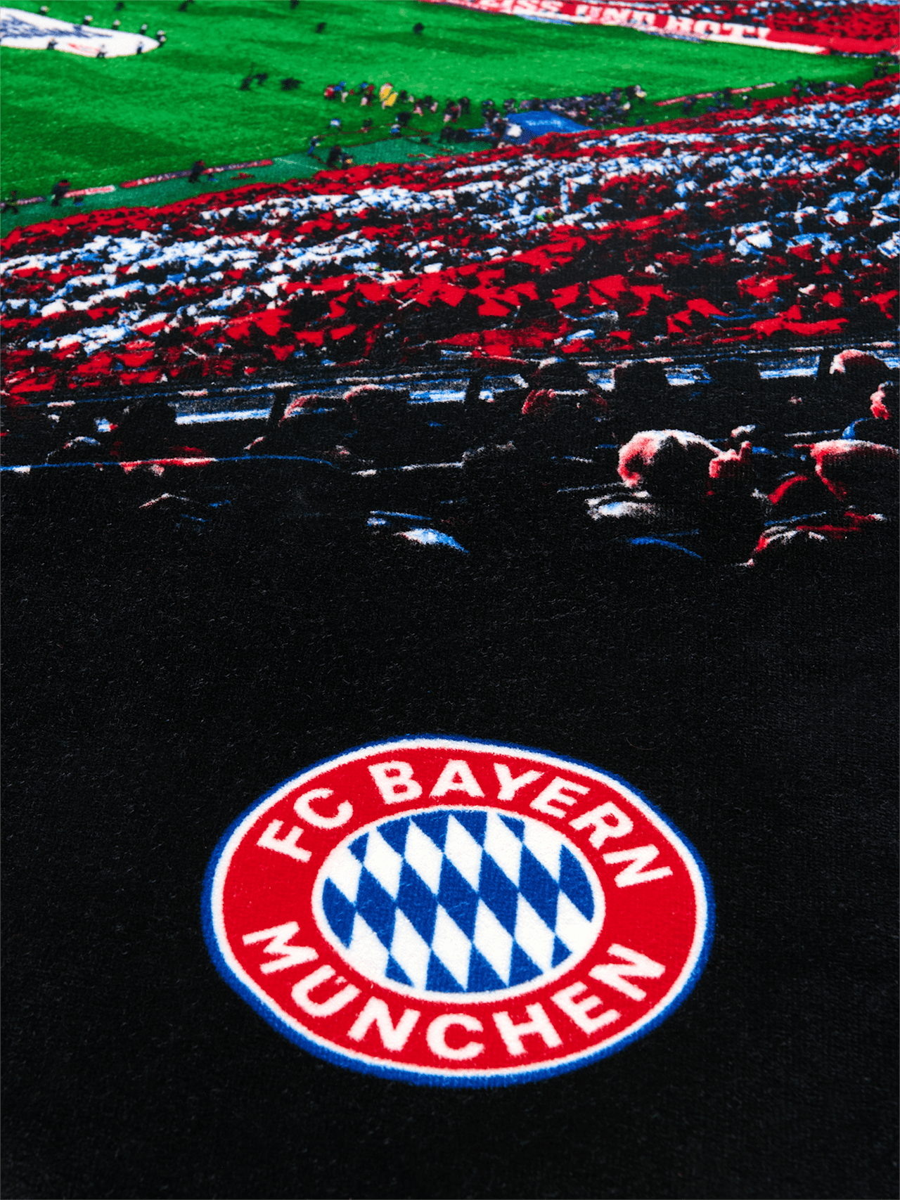 Arena beach towel detail 2