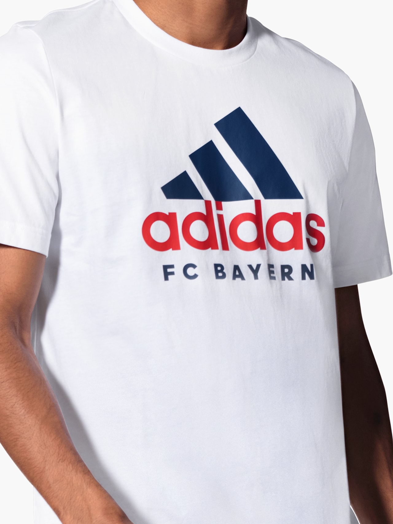 T-Shirt Lifestyle detail 6