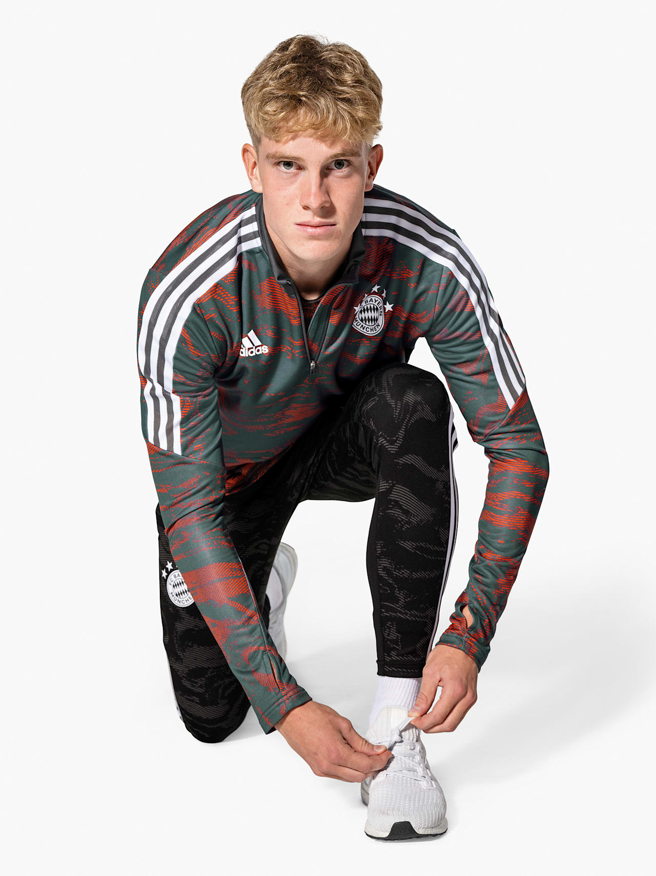 Teamline training top UCL detail 4