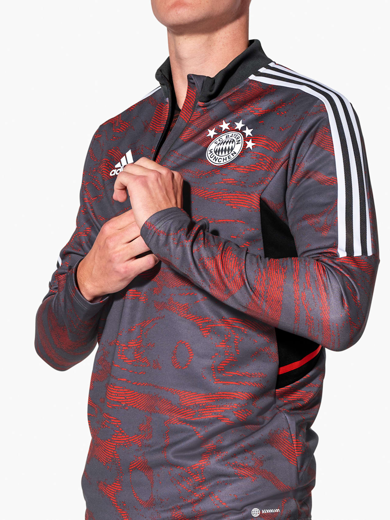 Teamline training top UCL detail 6