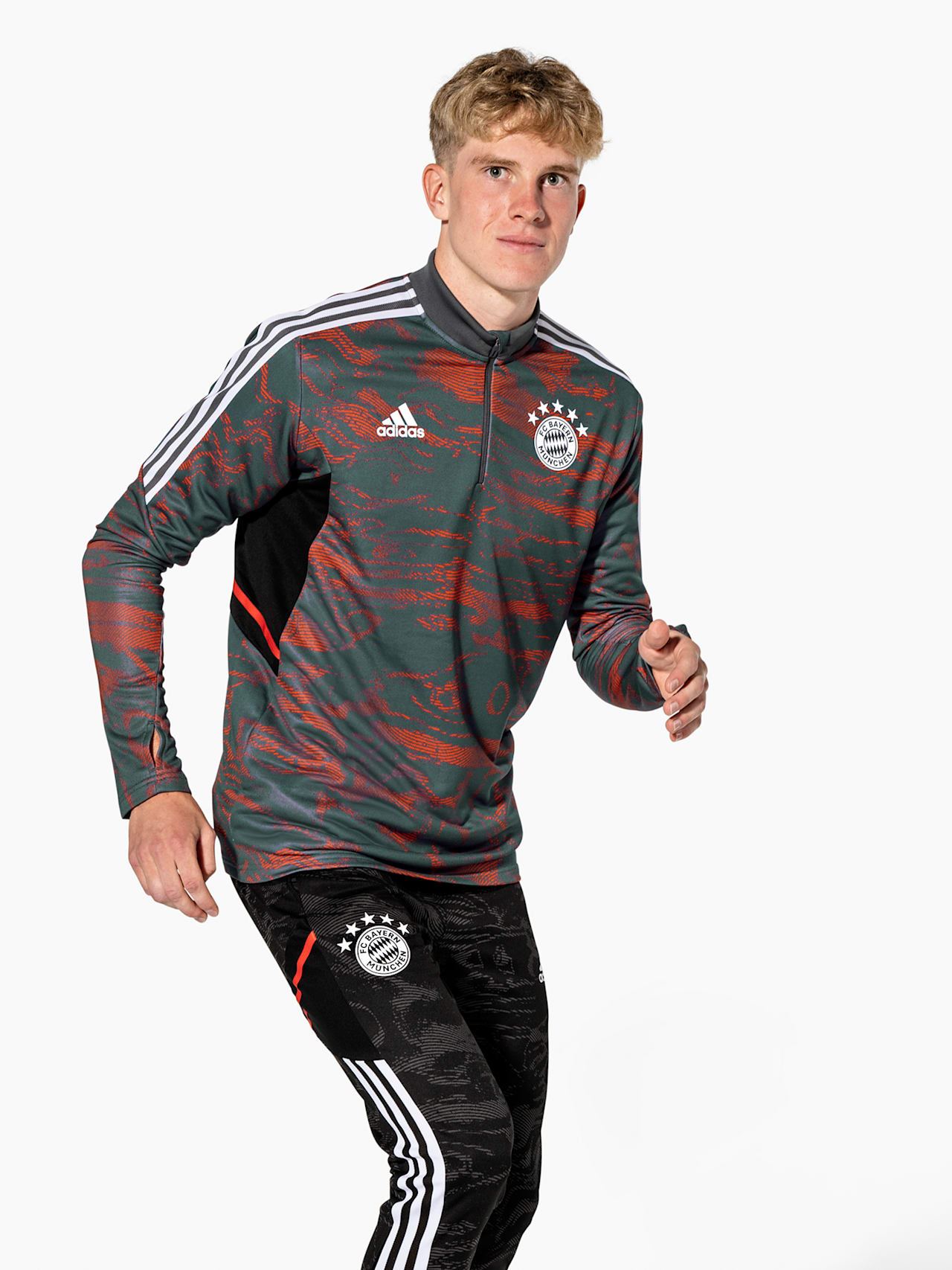 Teamline training top UCL detail 7