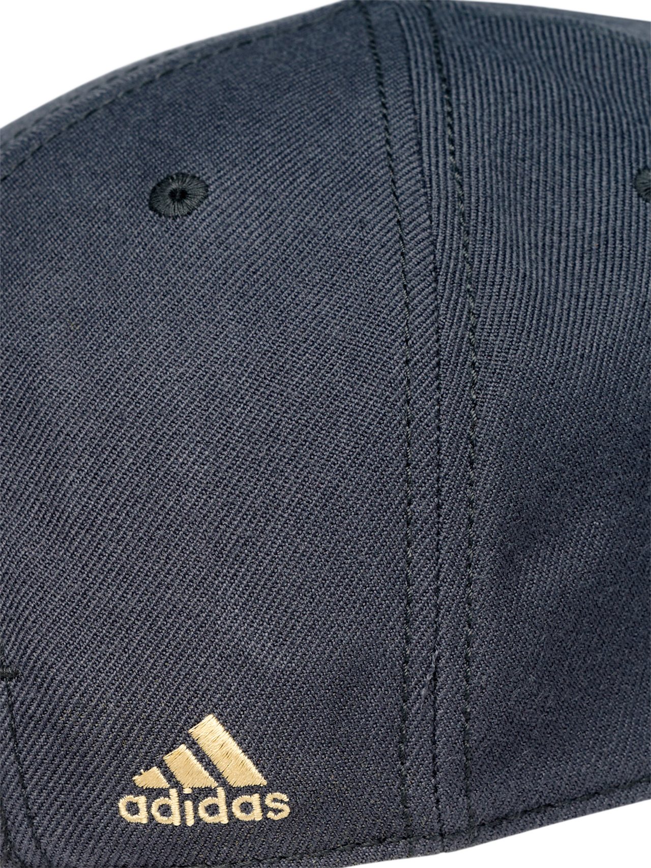 Snapback cap detail 5