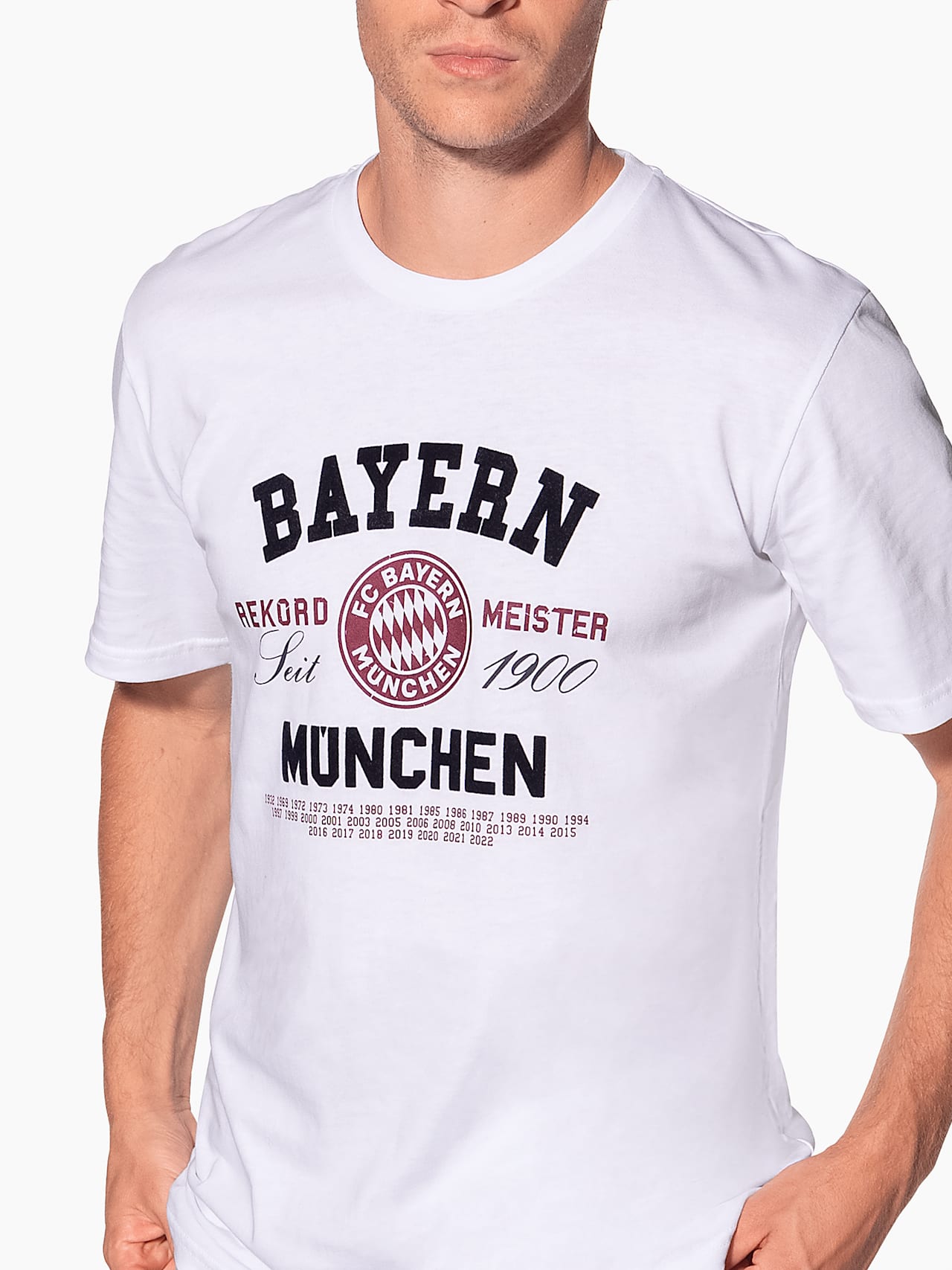 Record champion T-shirt with logo detail 6