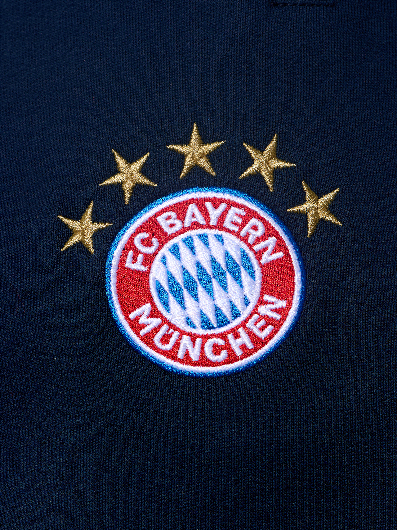 Tracksuit bottoms with logo detail 4