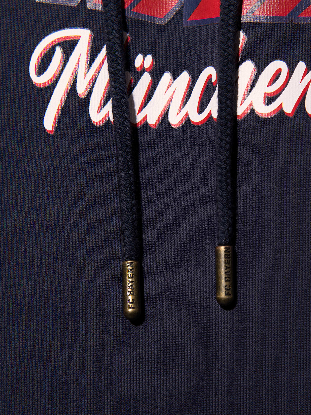 Hoodie Postcards detail 5