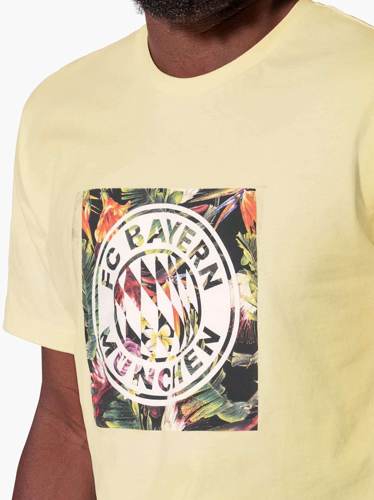 T-Shirt Floral Logo detail 6