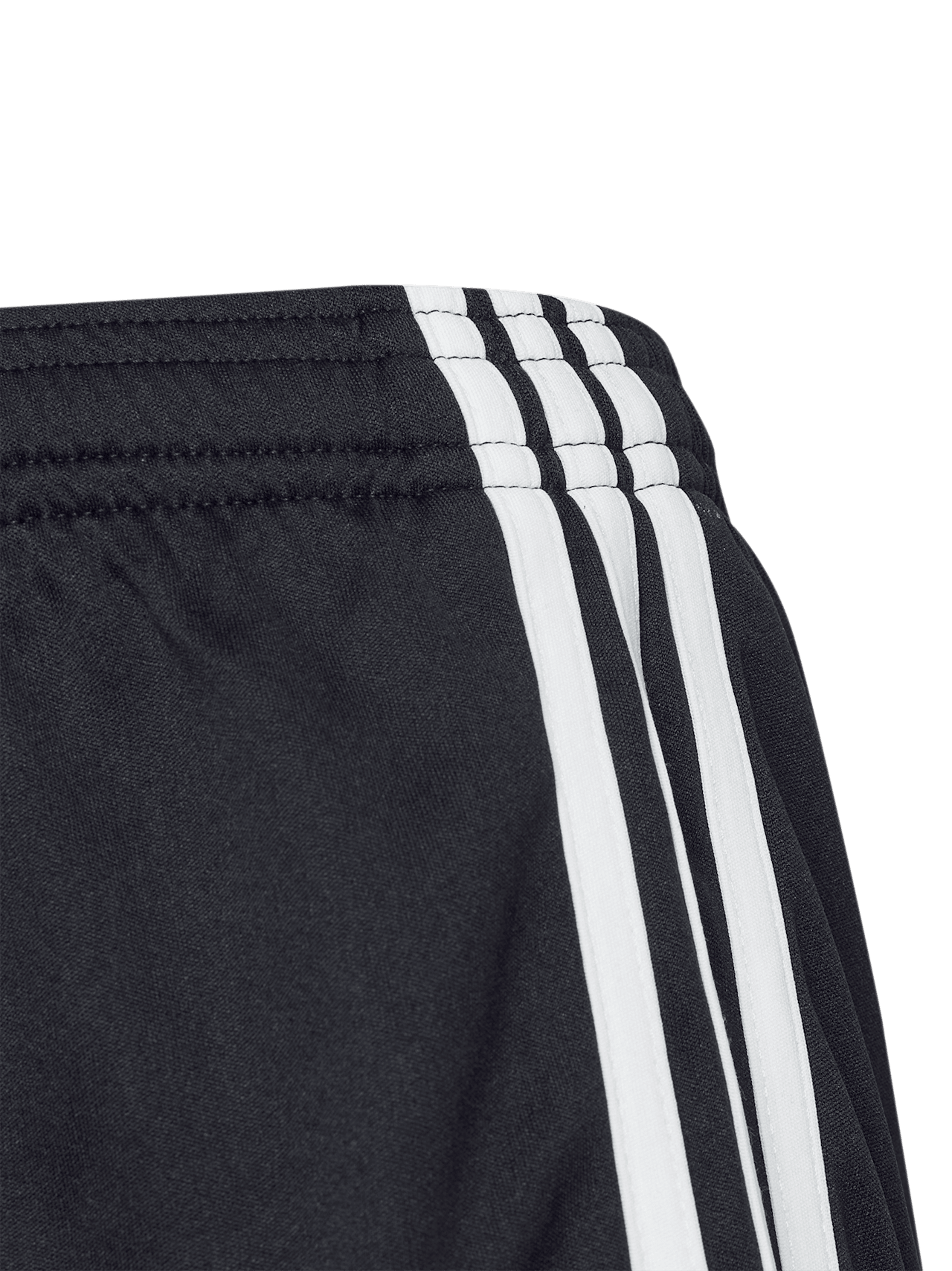 Short DFB Home detail 4