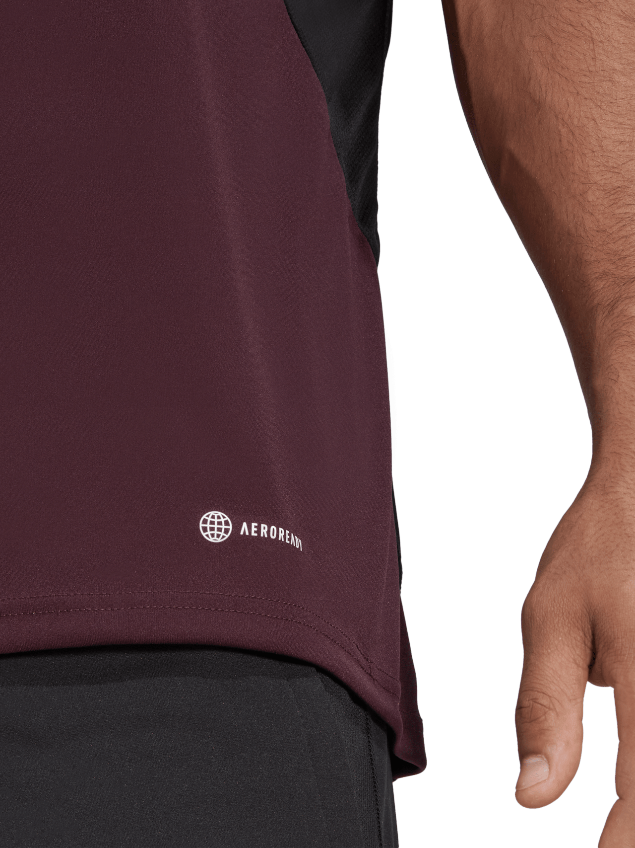 Training shirt 2022 detail 6