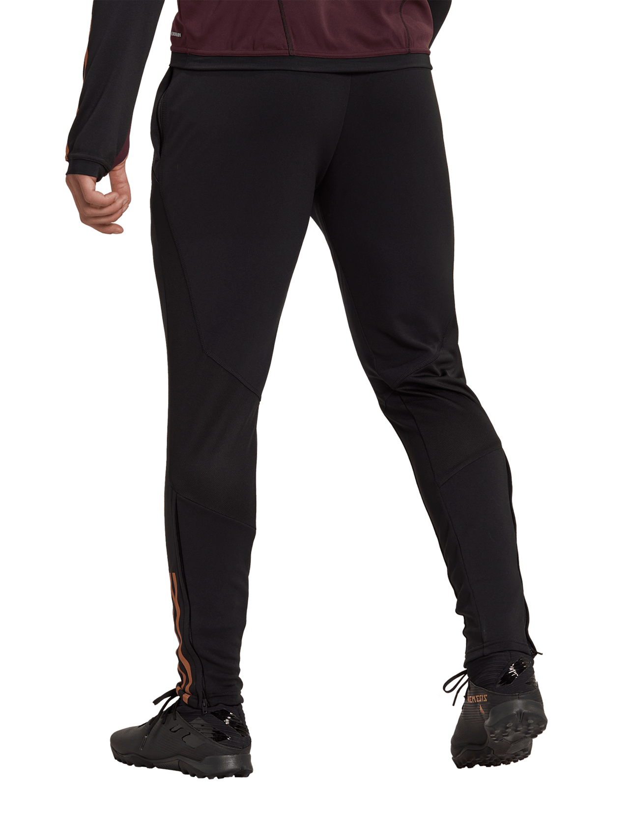 DFB training trousers detail 3