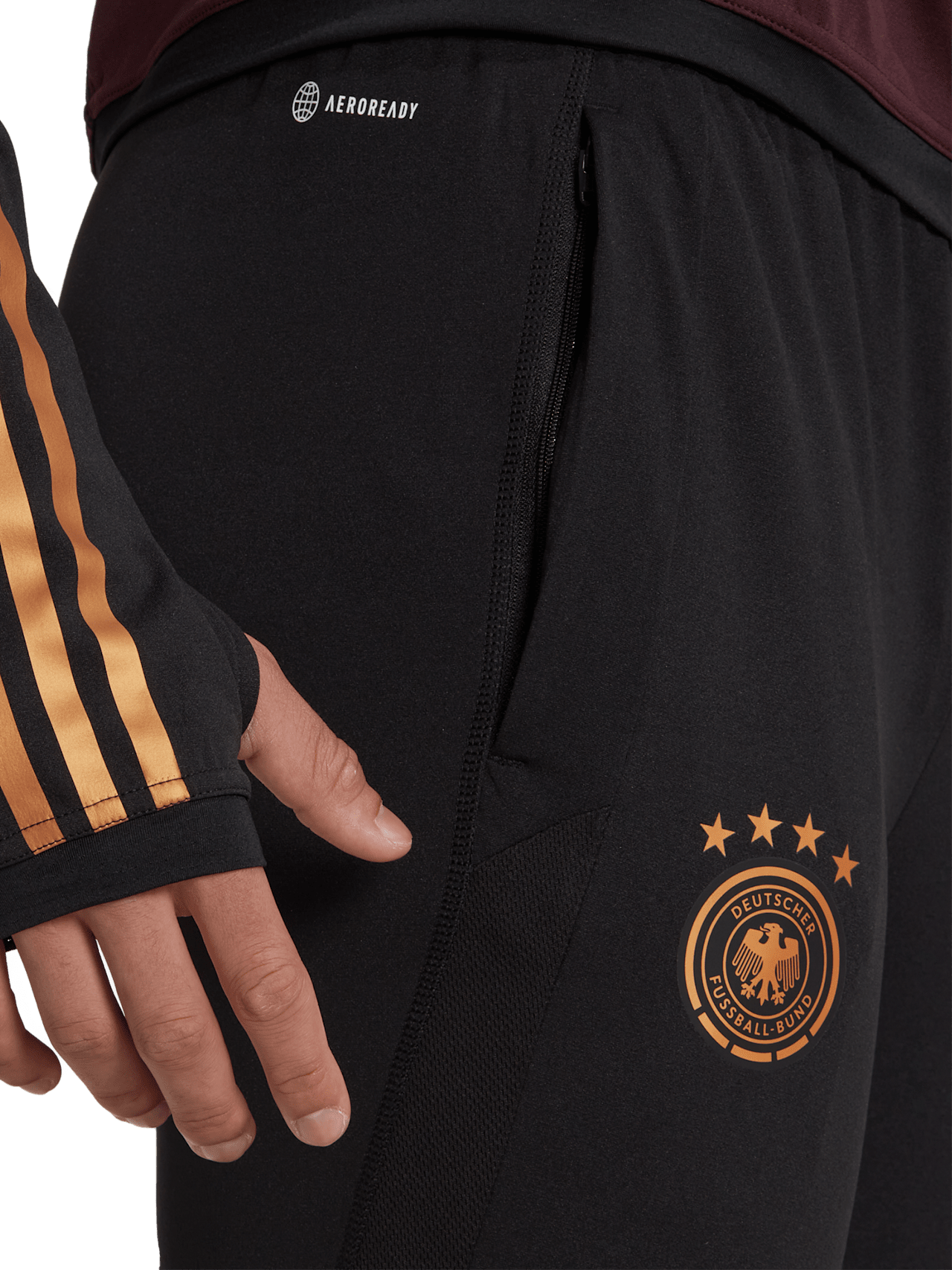 DFB training trousers detail 4