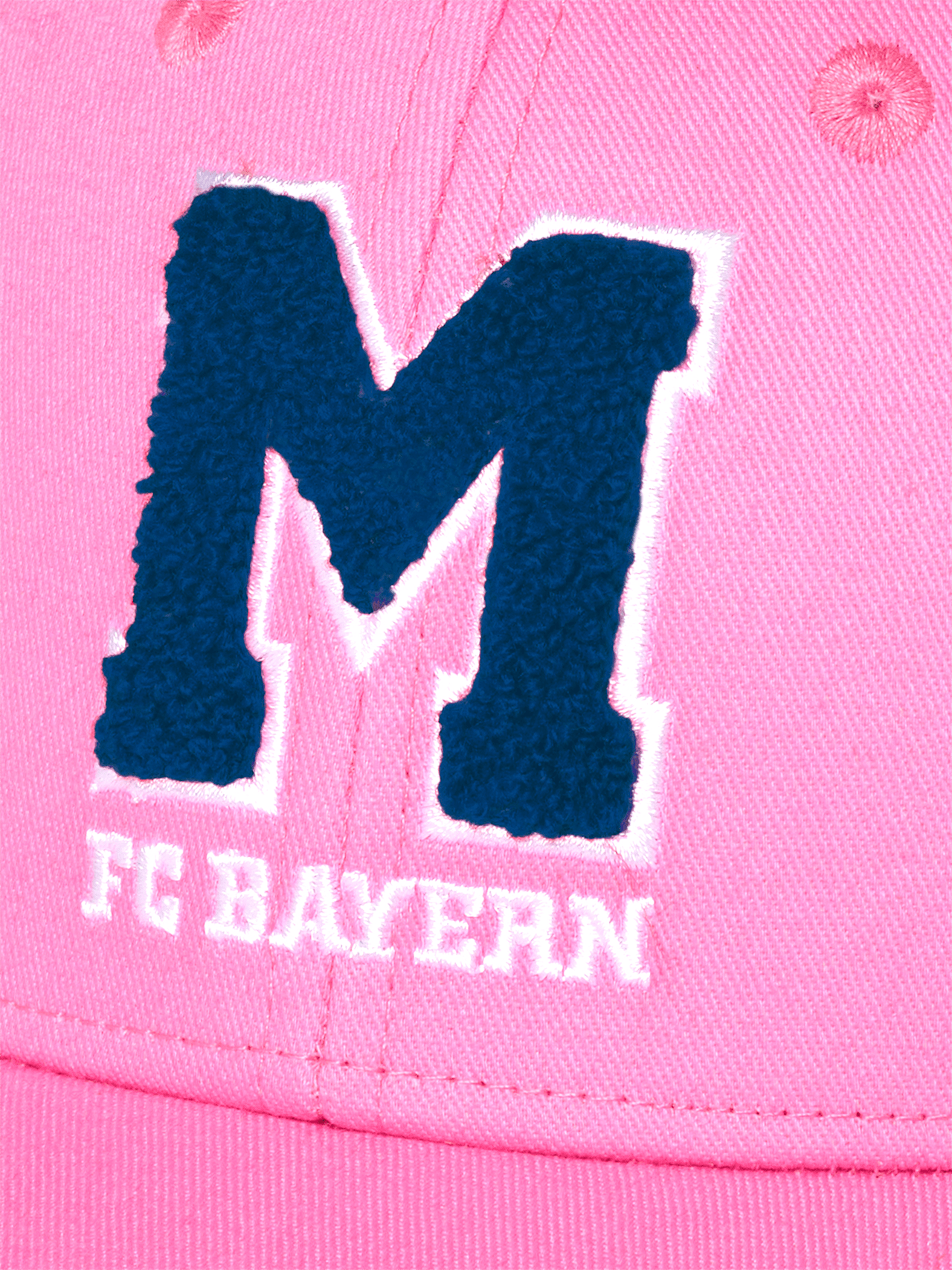 College cap detail 3
