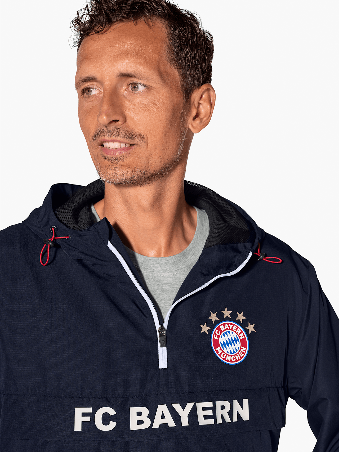 Windbreaker Logo detail 6