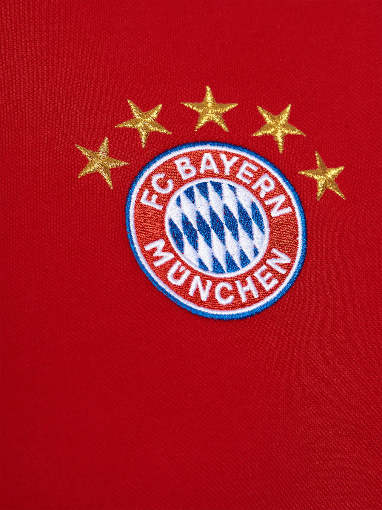 Poloshirt Logo detail 3