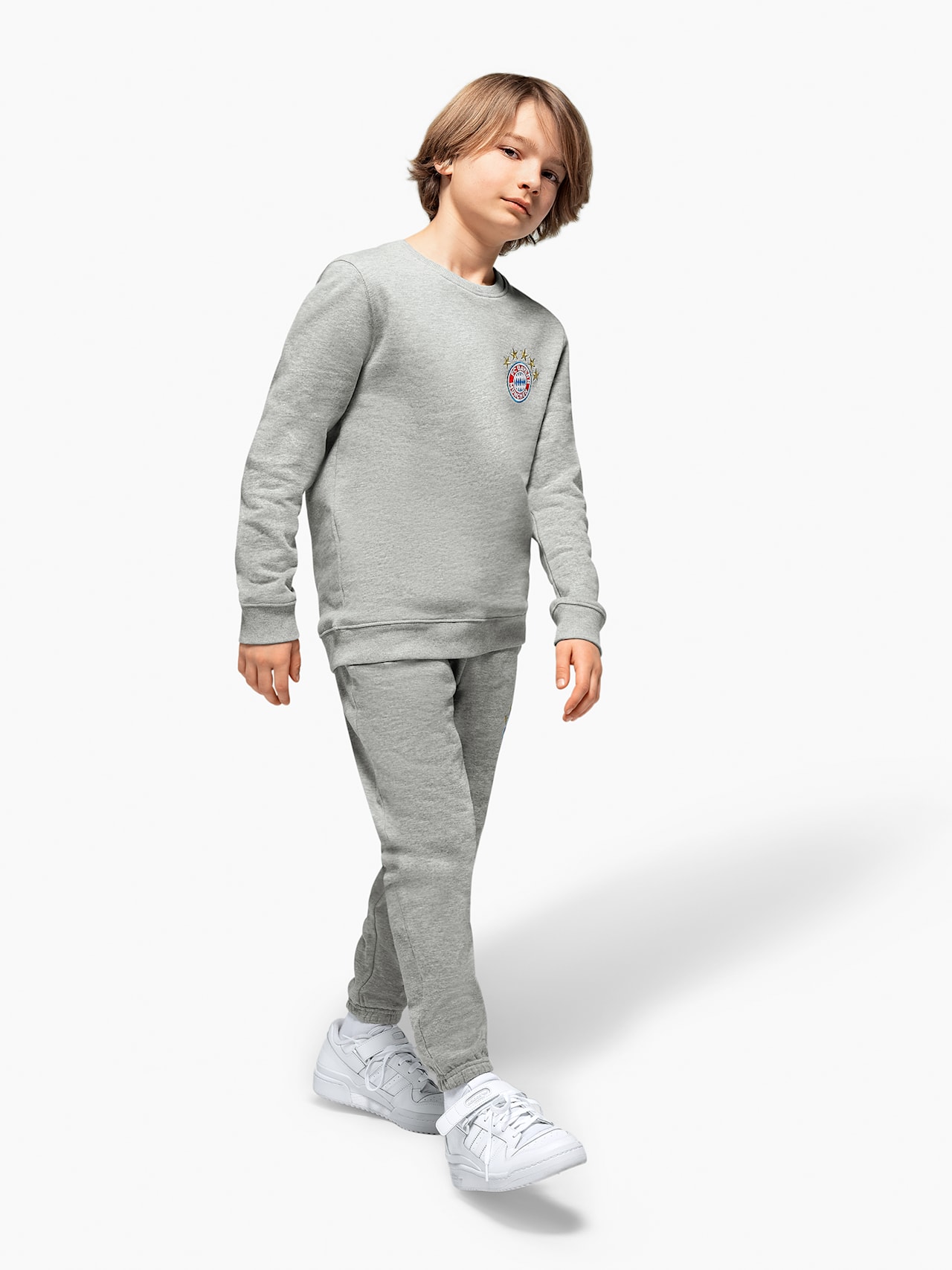 Sweatshirt logo detail 6