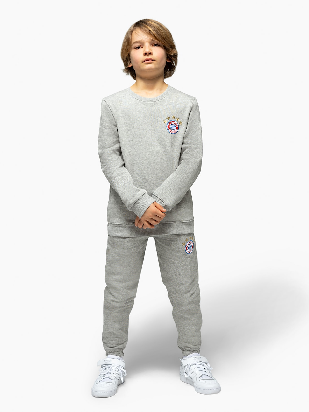 Sweatshirt logo detail 7