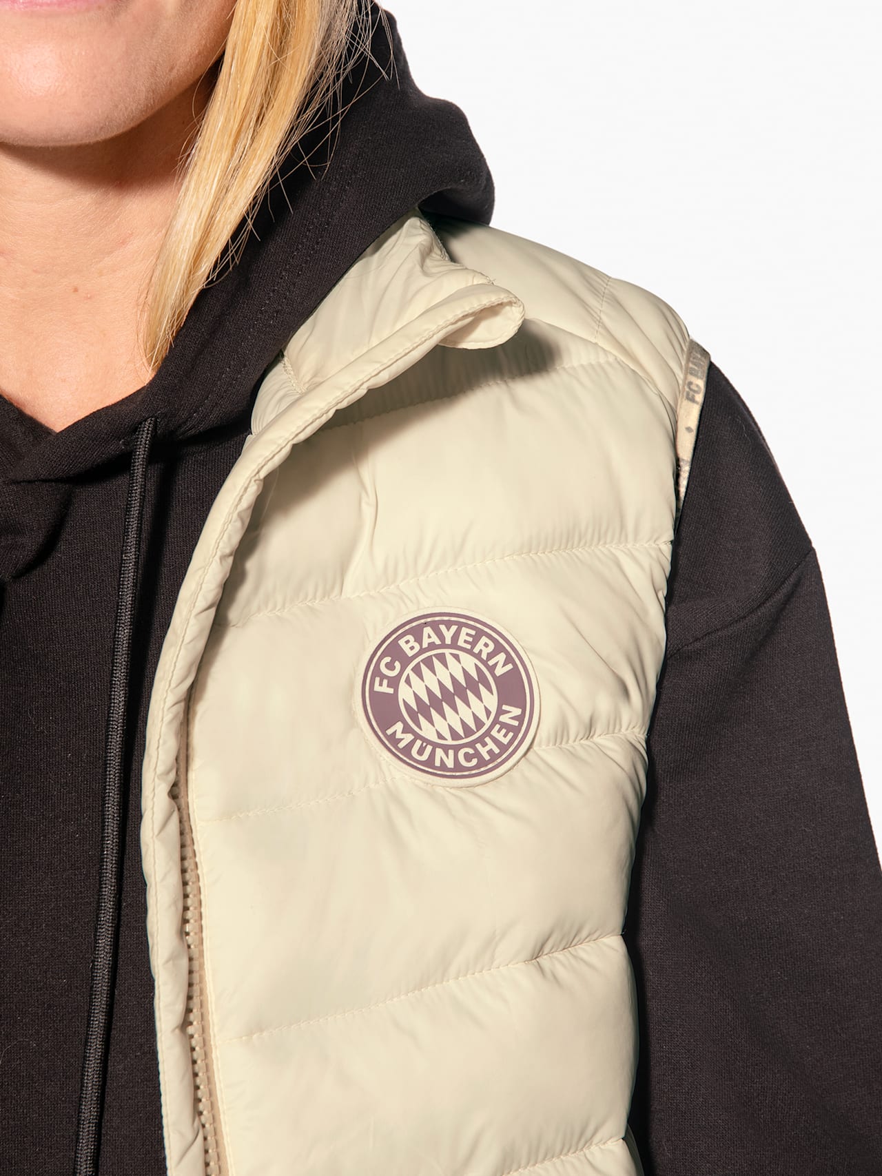 Gilet trapuntato detail 5