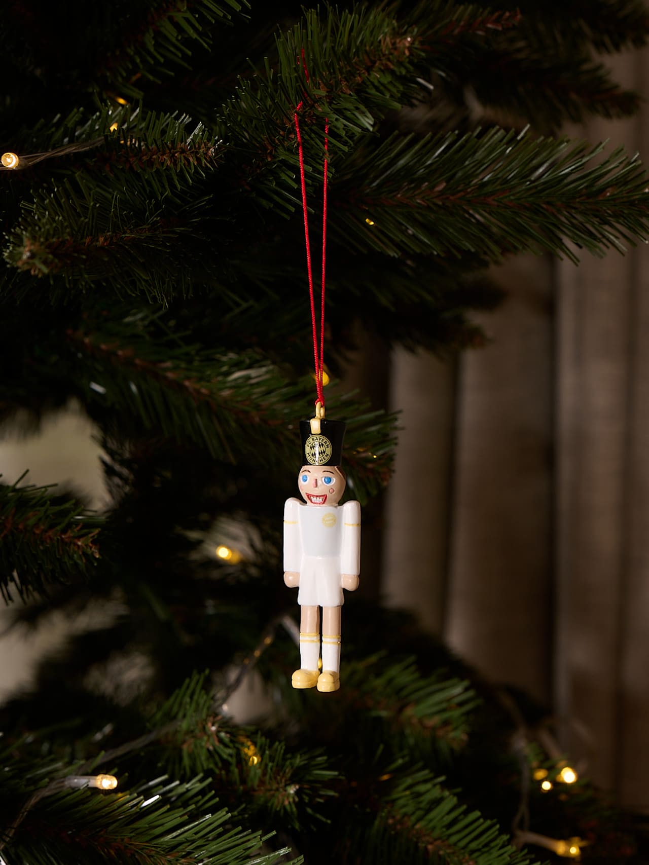 Nutcracker set of 4 detail 3