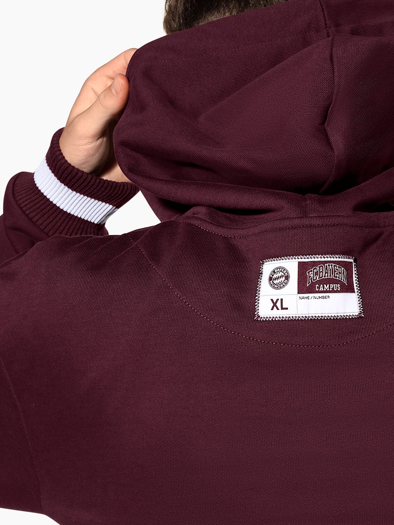 Campus hoodie detail 8