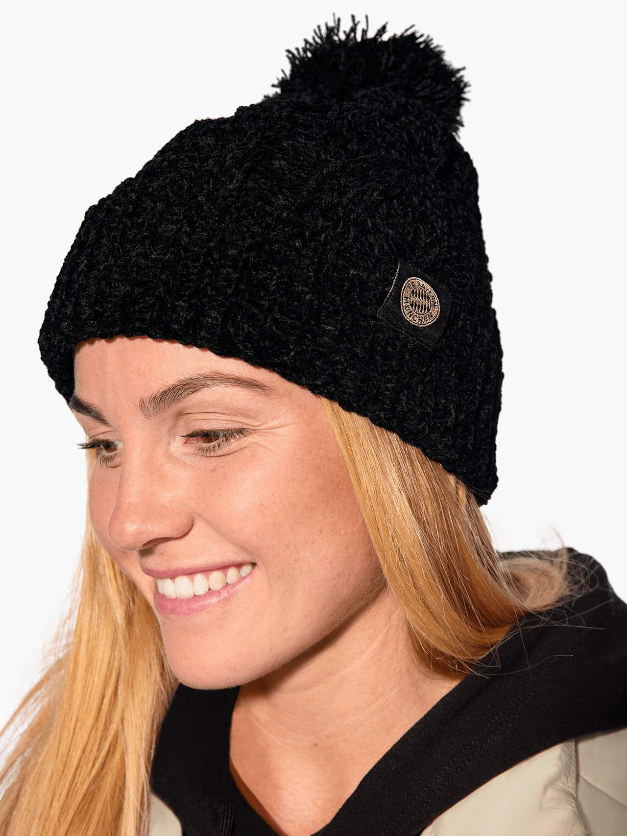 Cappello a pompon a punto cordoncino detail 6