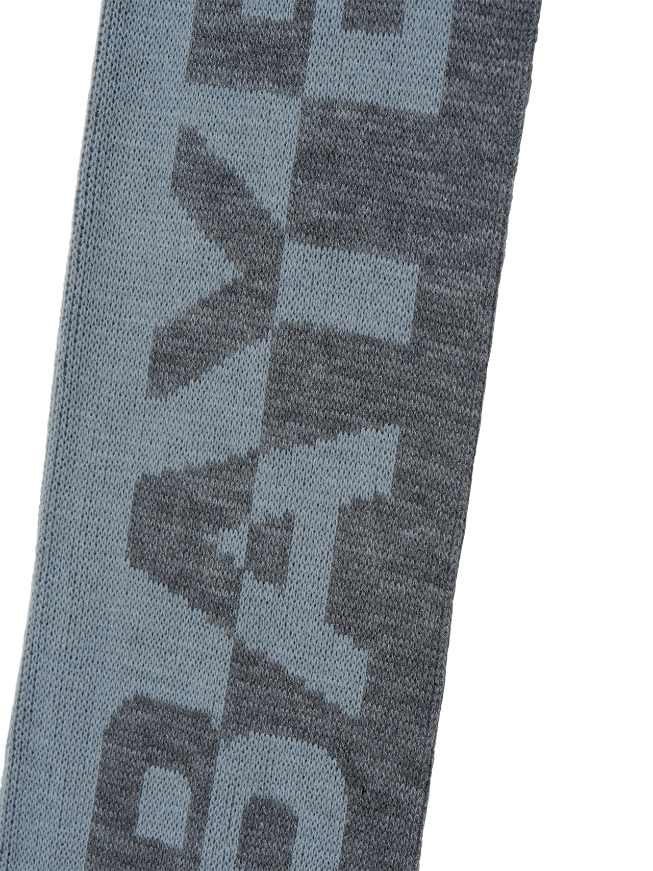Tonal scarf detail 3