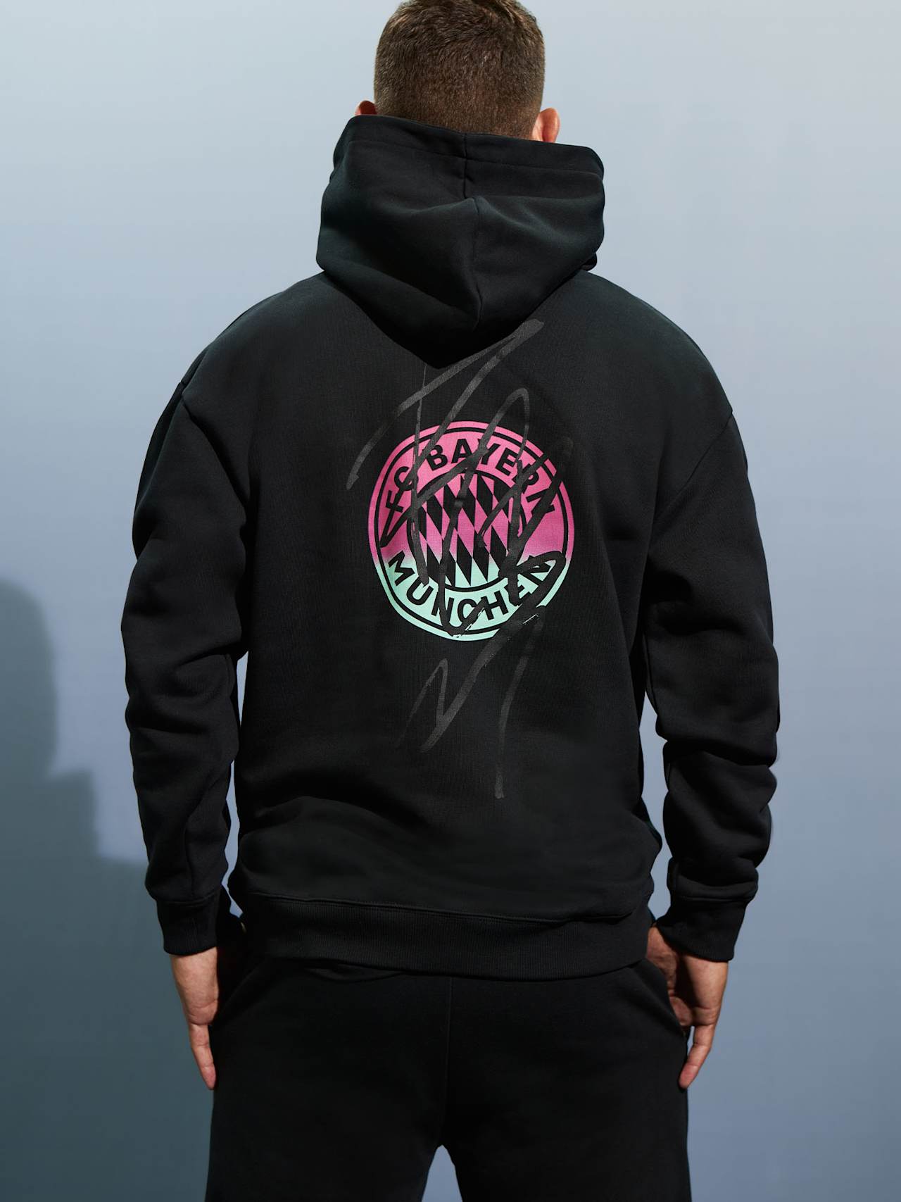 Hoodie FCBM detail 4