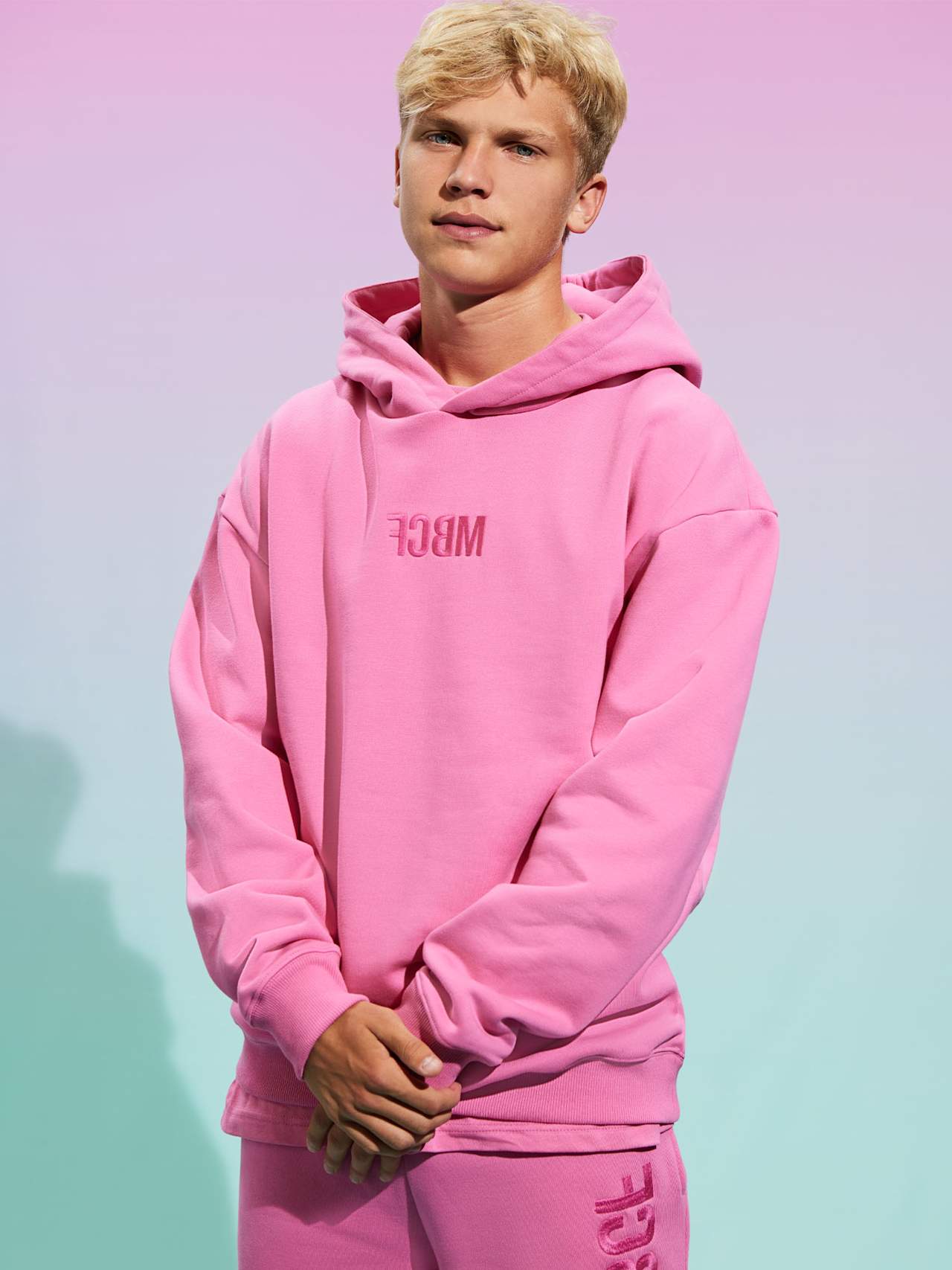 Hoodie FCBM detail 3