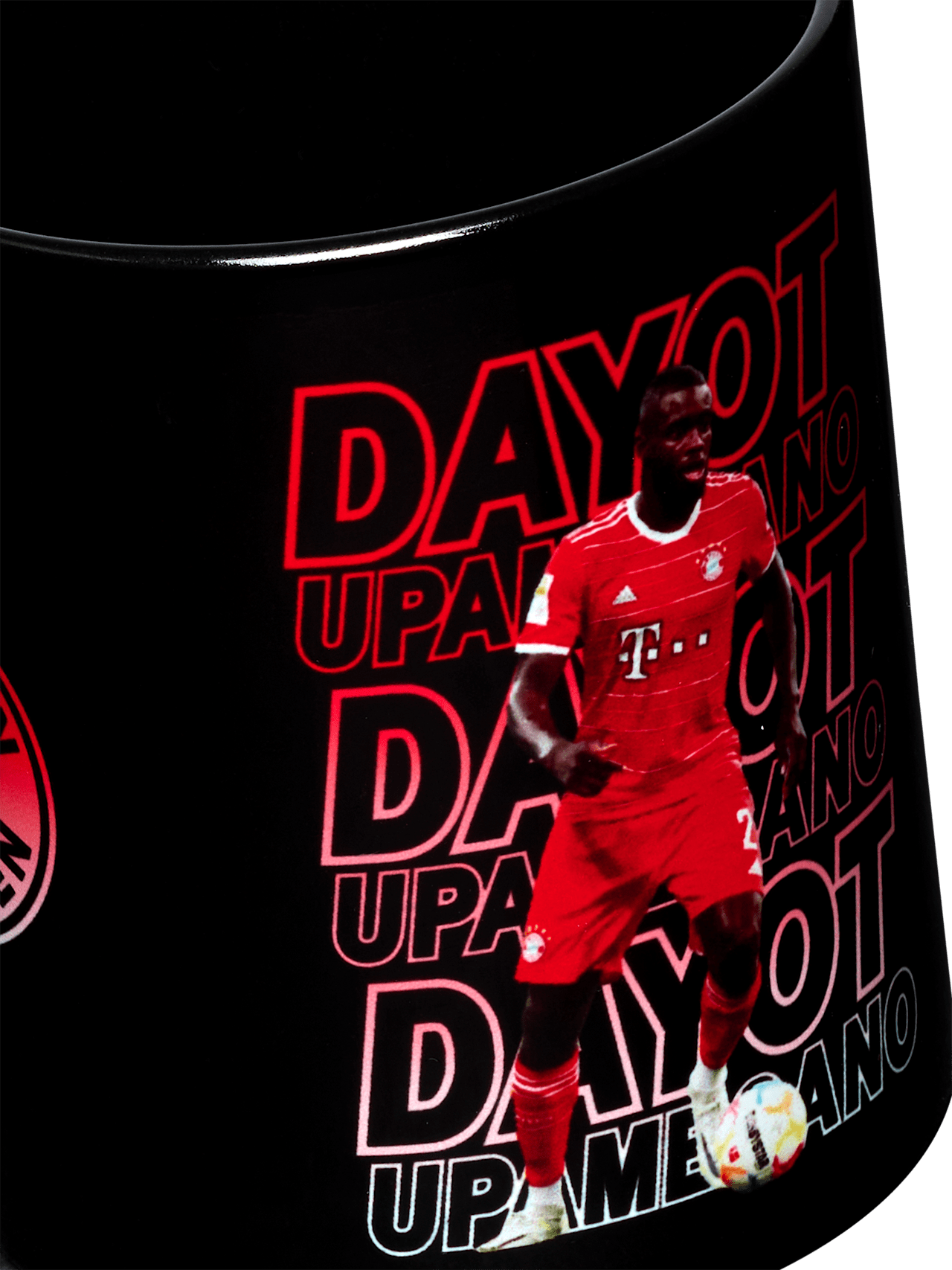 Upamecano cup detail 5