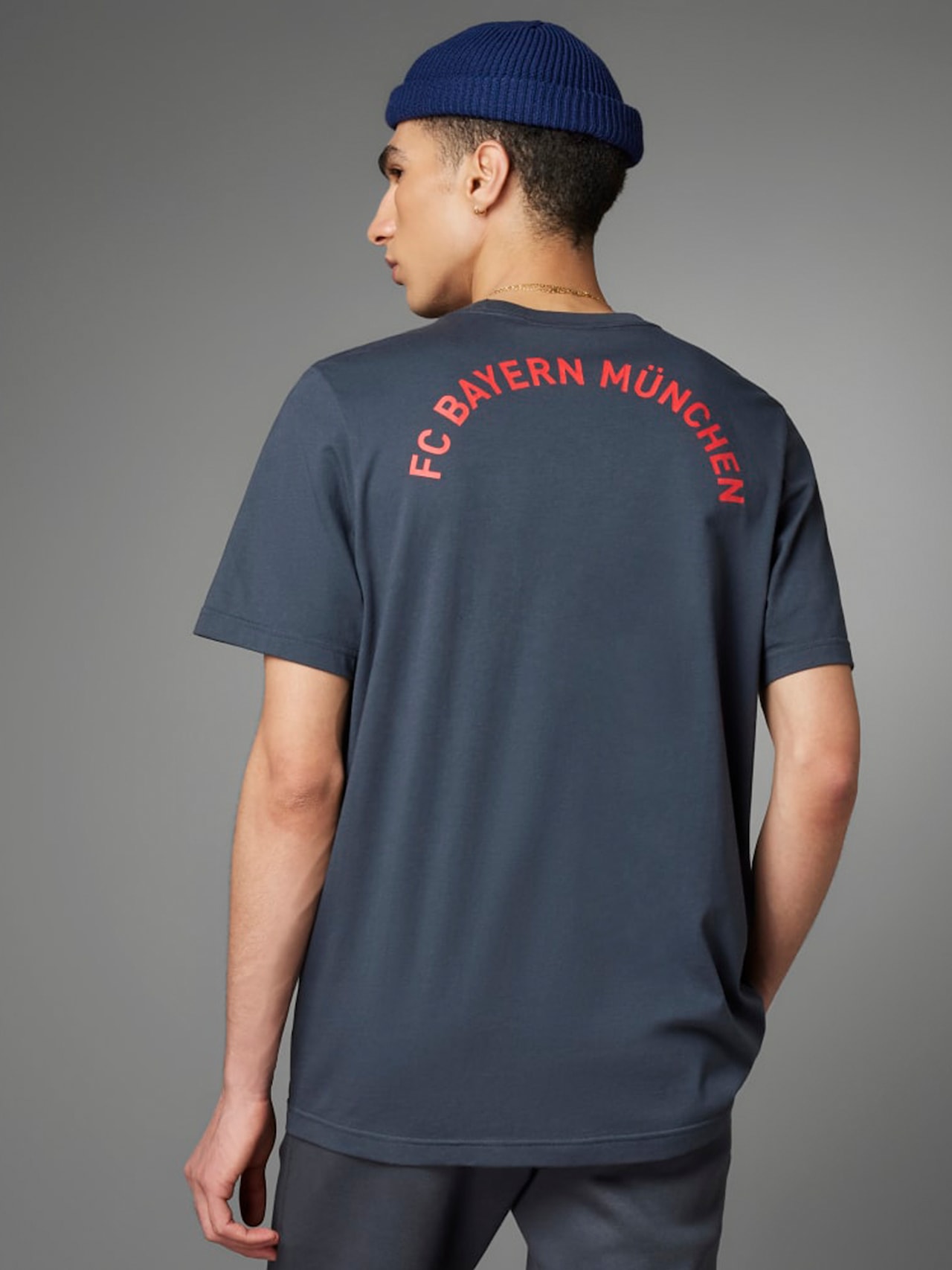 Trefoil T-shirt detail 3