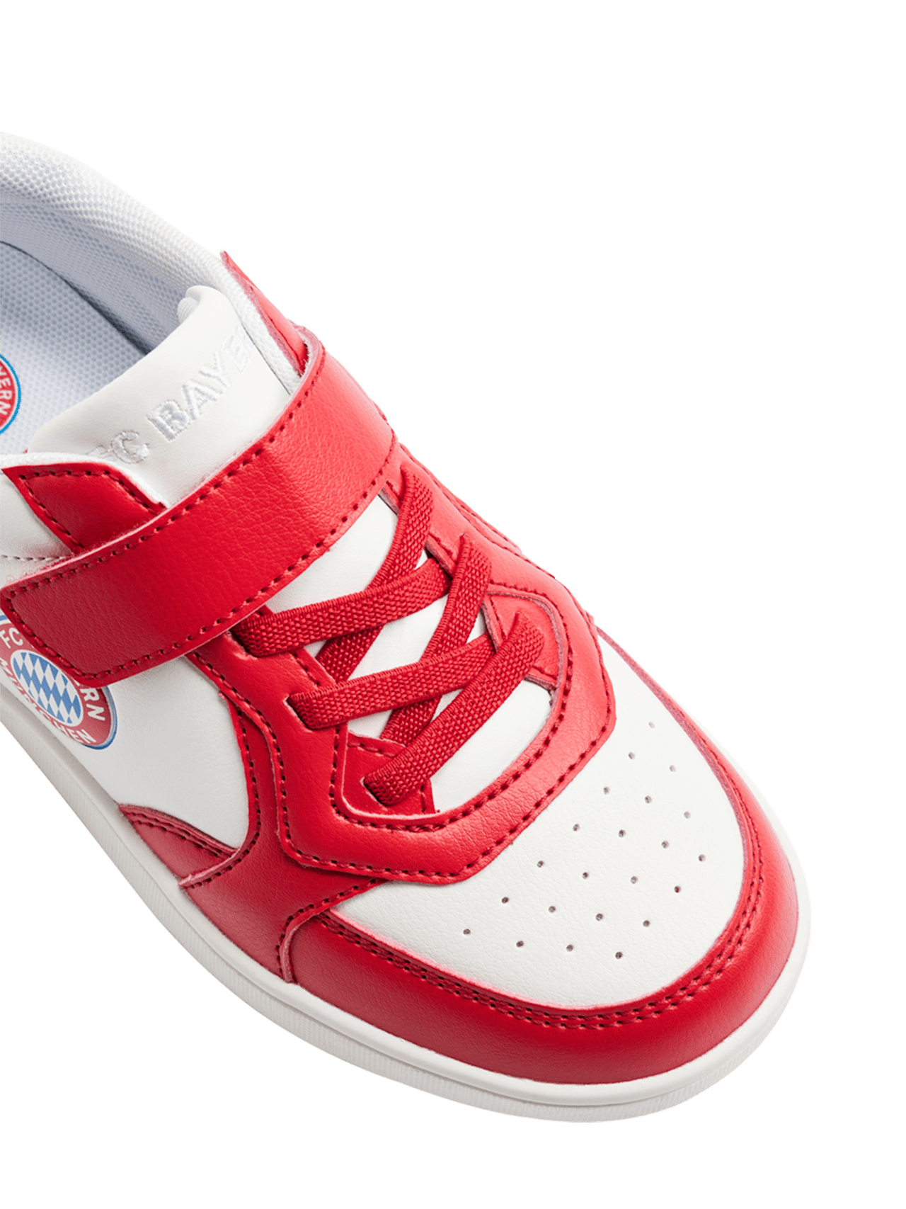 Sneakers detail 4
