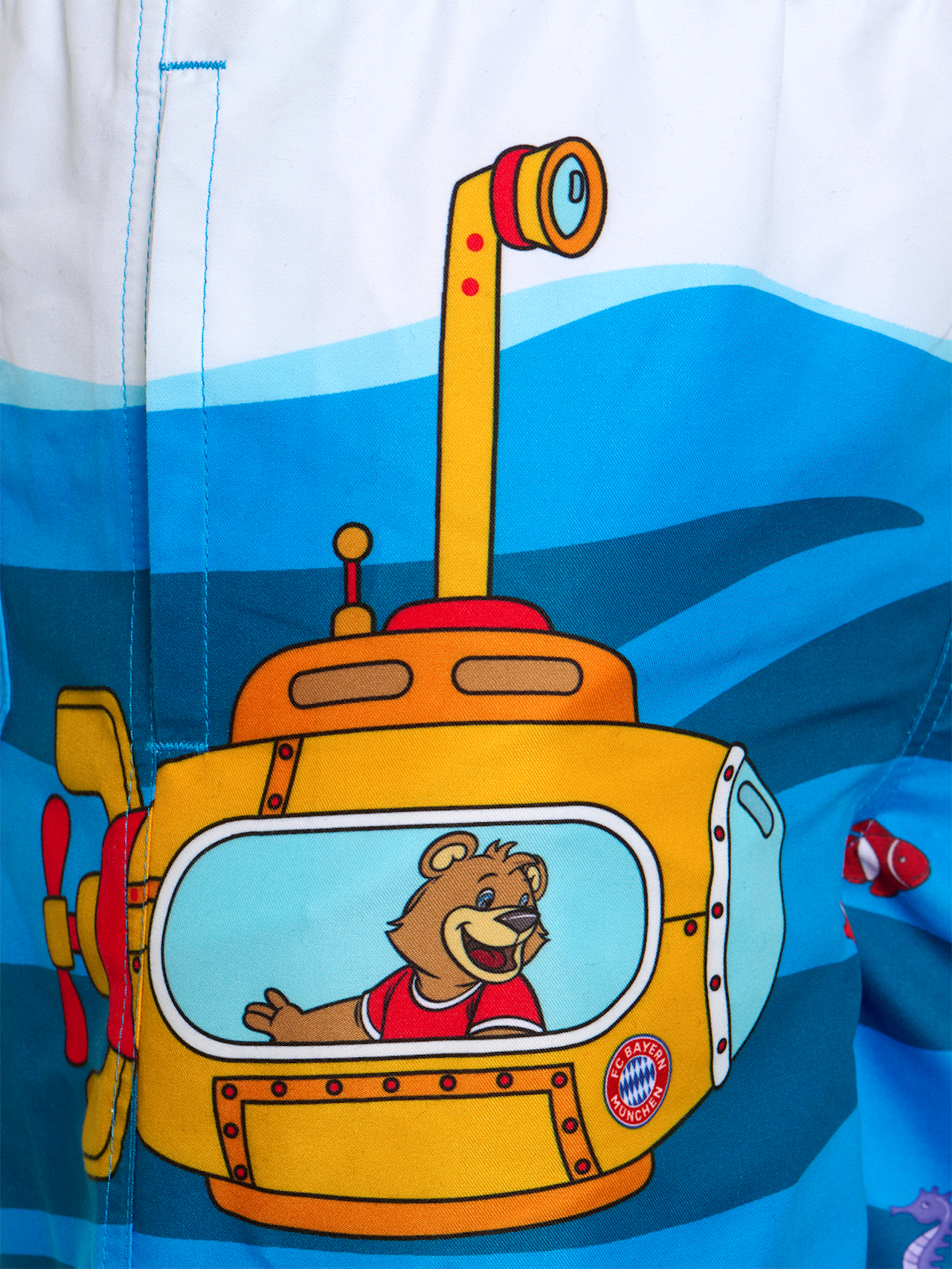 Badehose Berni im Meer detail 3