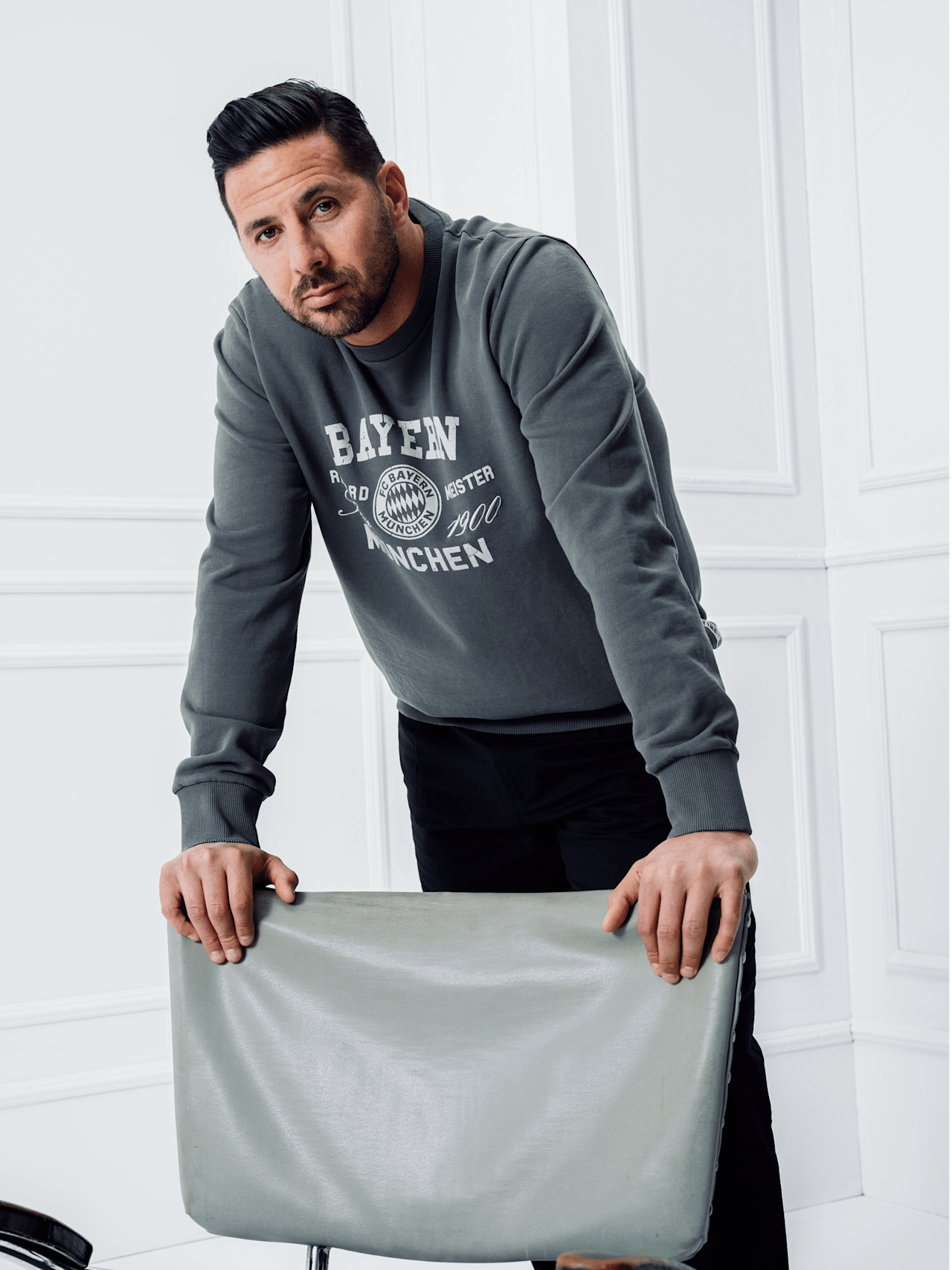Record champion sweatshirt detail 4