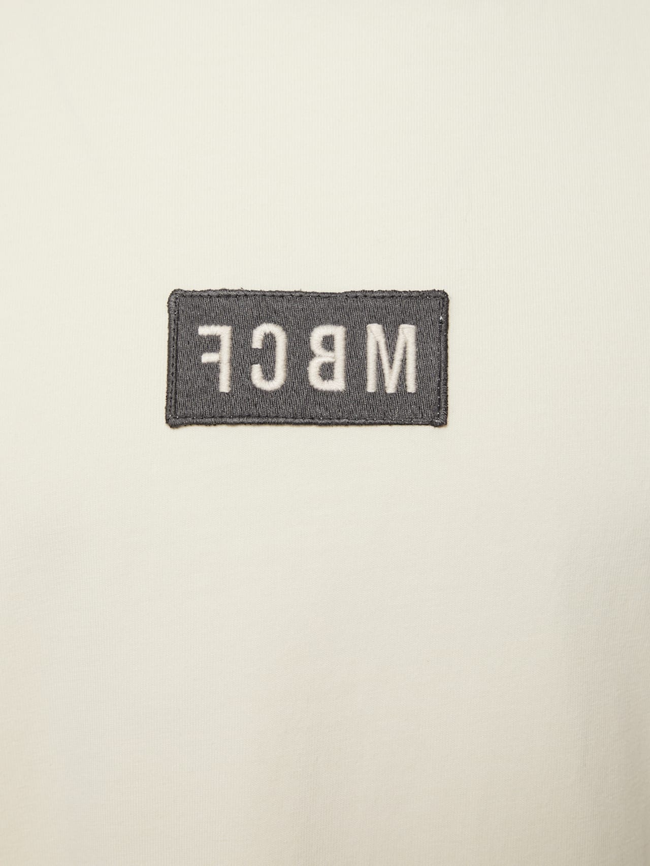 FCBM t-shirt detail 3