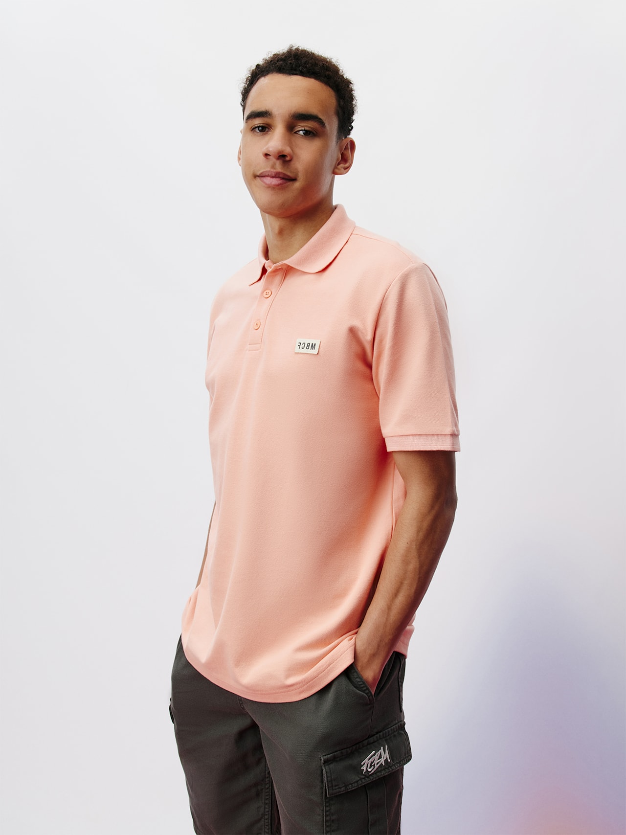 FCBM polo shirt detail 4