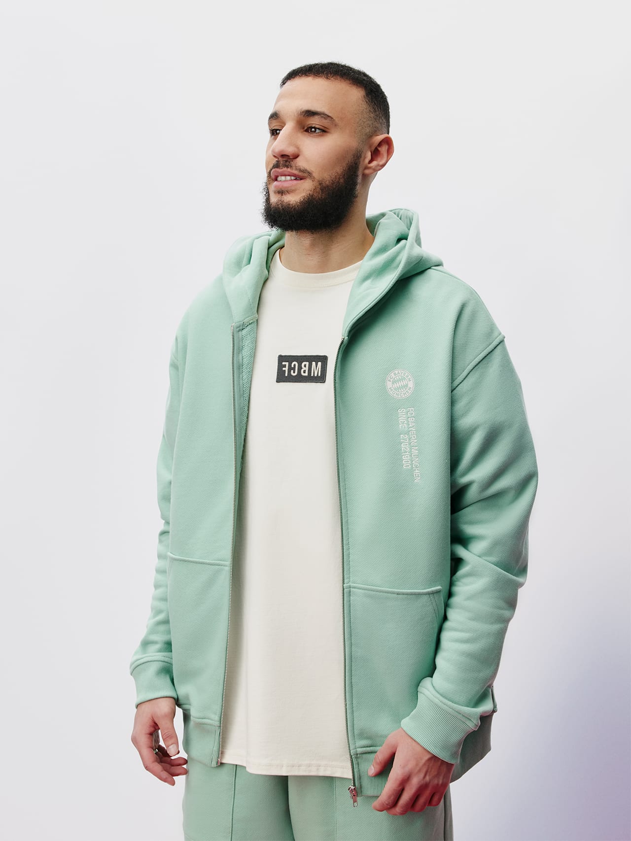 Zip-Jacke FCBM detail 4