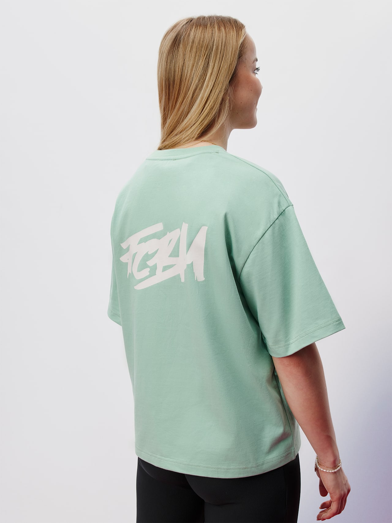 FCBM t-shirt detail 5