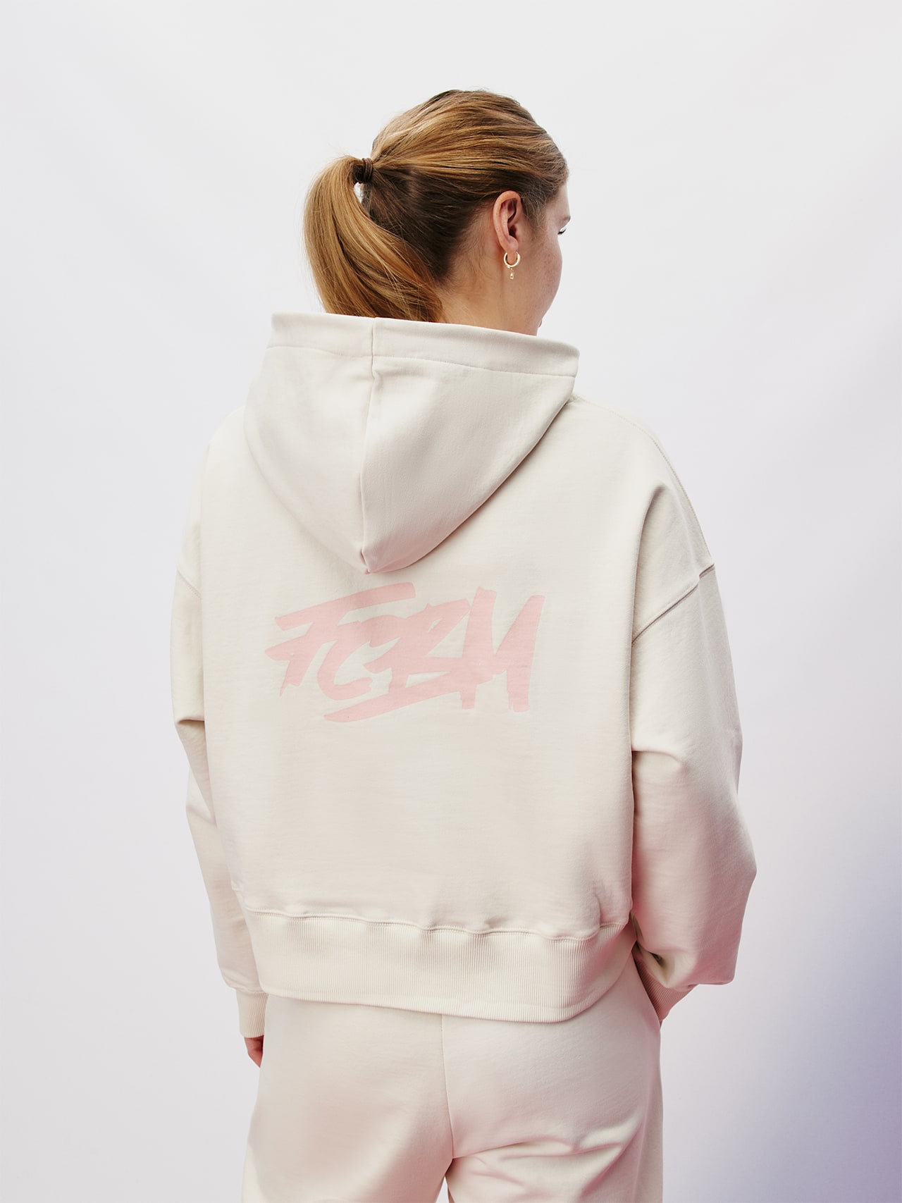 Cropped Sudadera con capucha FCBM detail 5