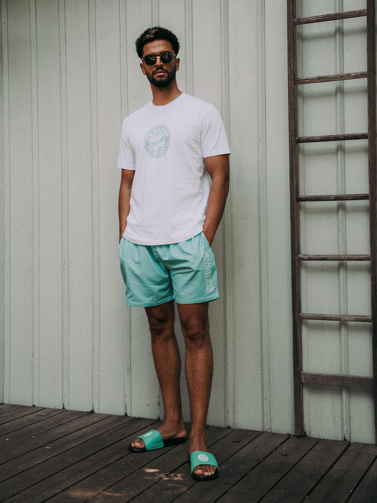 T-Shirt Summer Logo detail 4