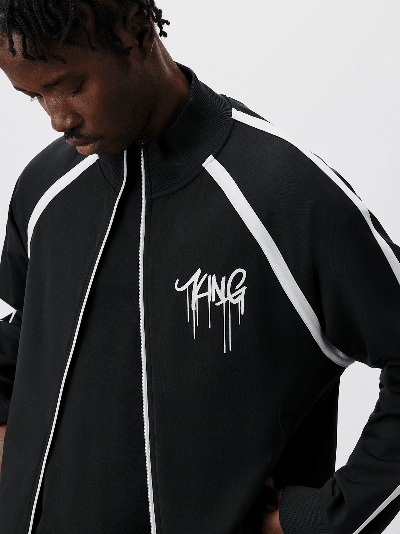 120205 Zip-up Jackets detail 5